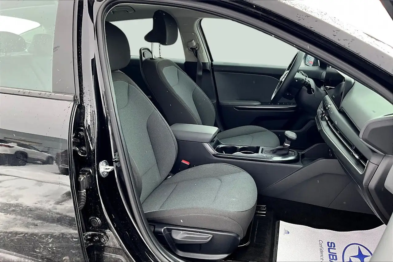 Kia K4 снимка Kia K4