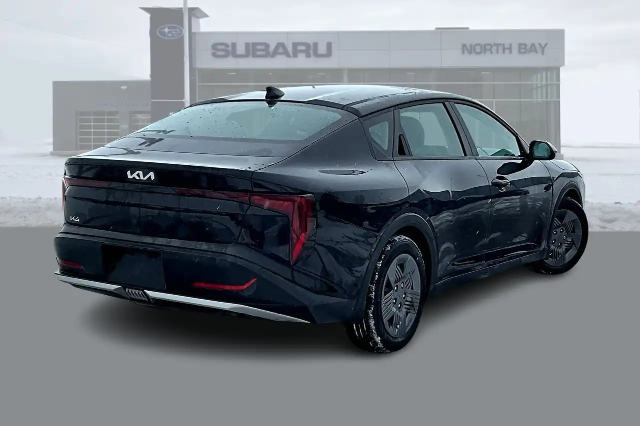 Kia K4 снимка Kia K4