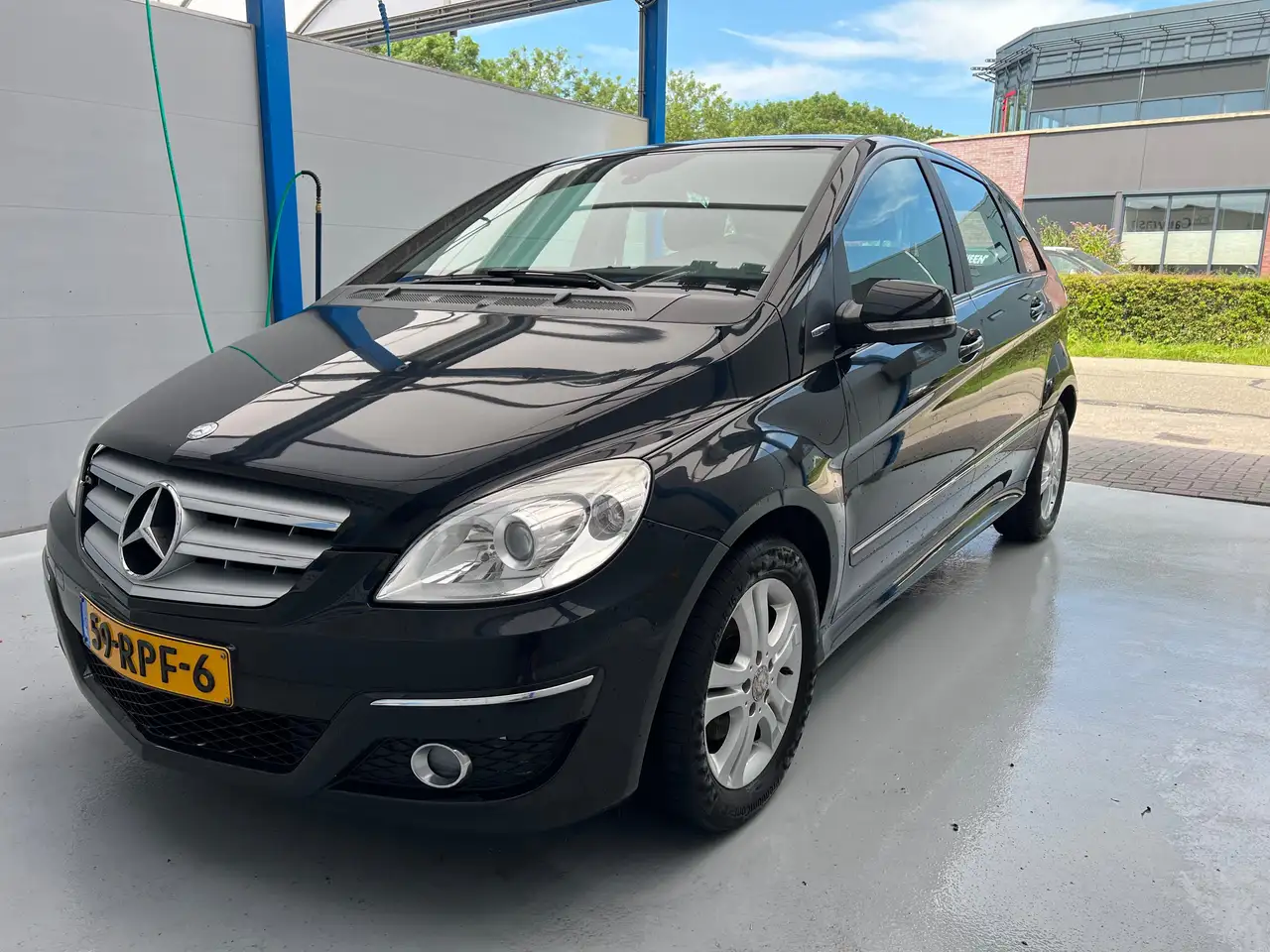Mercedes-Benz B 160