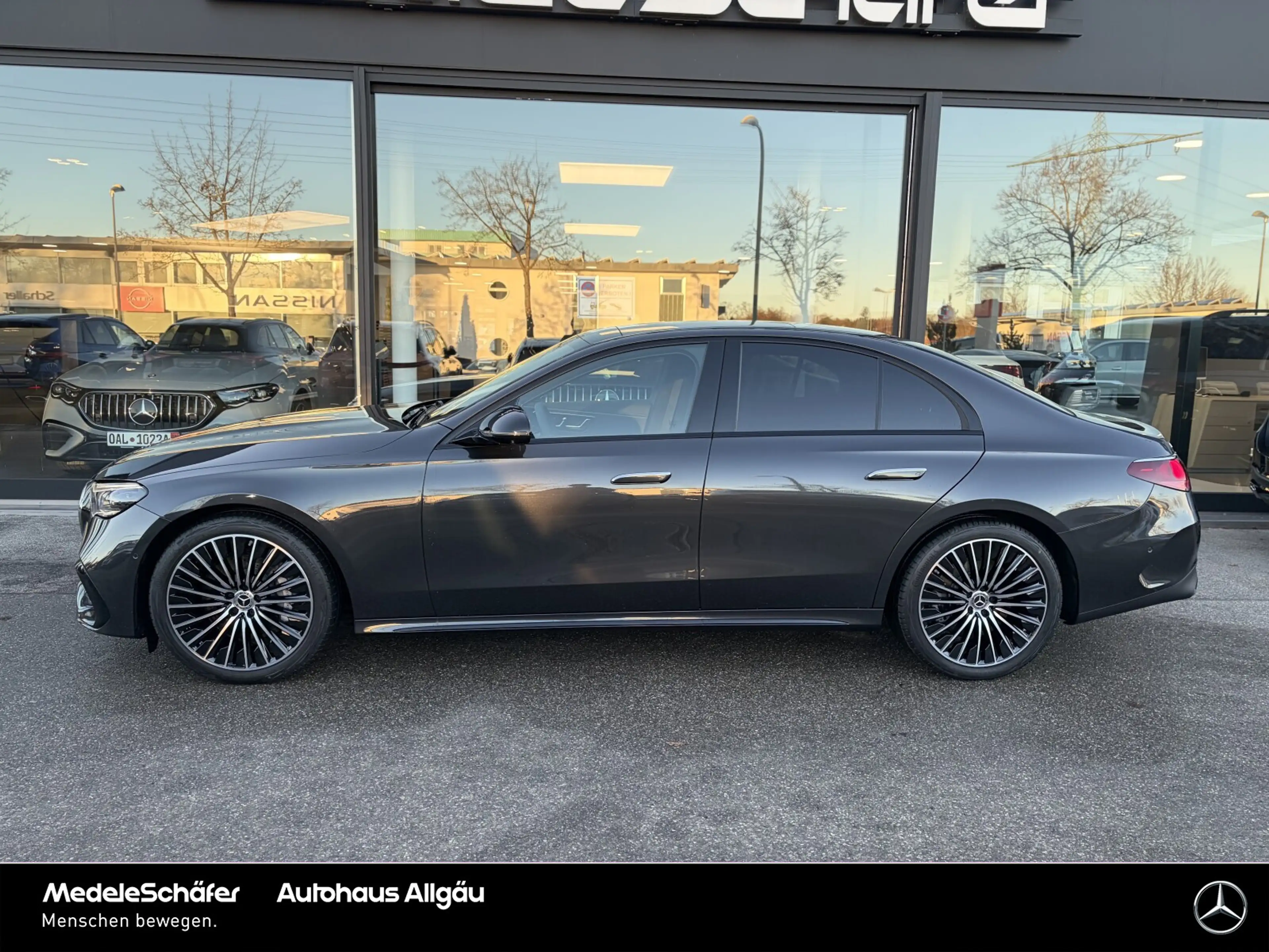 Mercedes-Benz E 450 E 450 d 4M AMG Premium Night Air HALenk Superscr — photo 2