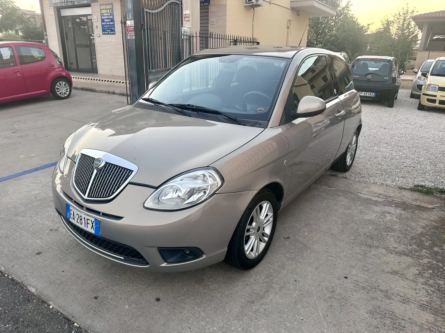 Lancia Ypsilon 1.4 8v Platinum ecochic Gpl - 1