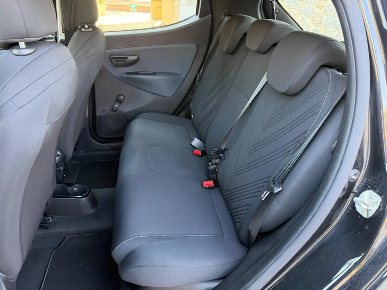 Lancia Ypsilon 2023 — фото 11