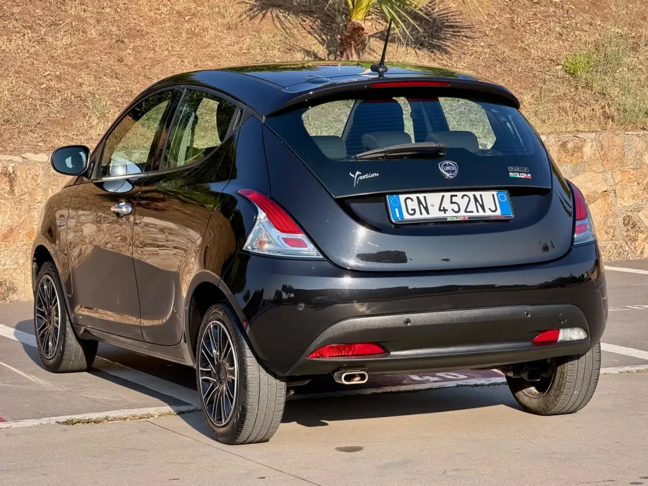 Lancia Ypsilon 2023 — фото 6