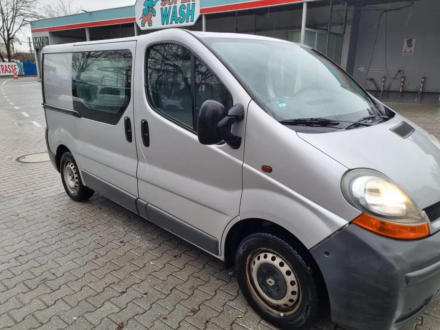 Renault Trafic 1.9 dCi L1H1 - 2