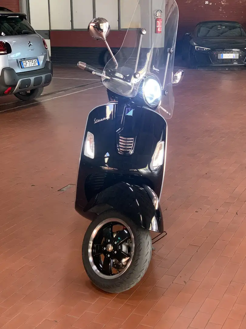 Piaggio GTS 300 gts 300 super sport Noir - 2