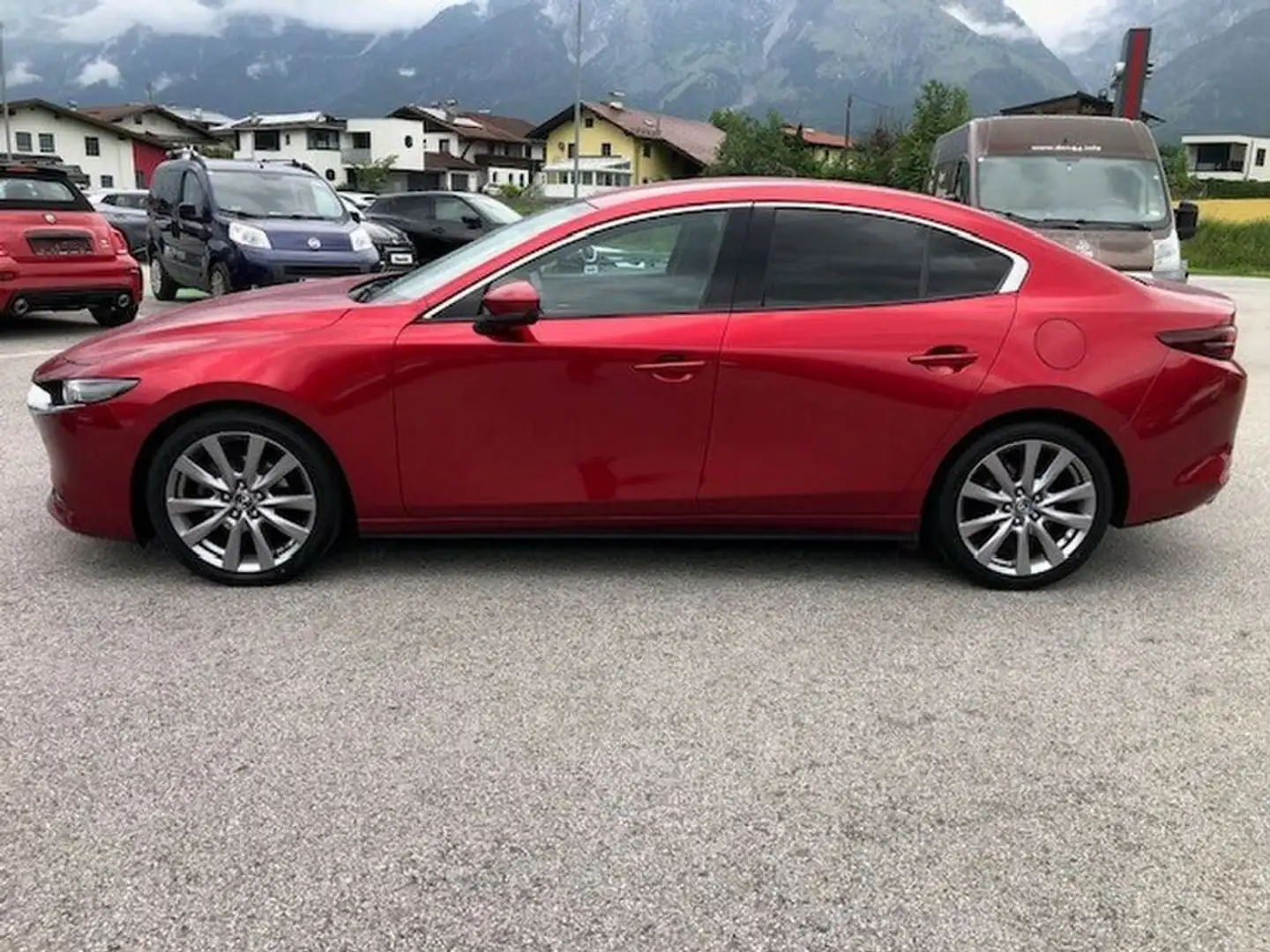 Mazda 3 Sedan Comfort+ Rosso - 2