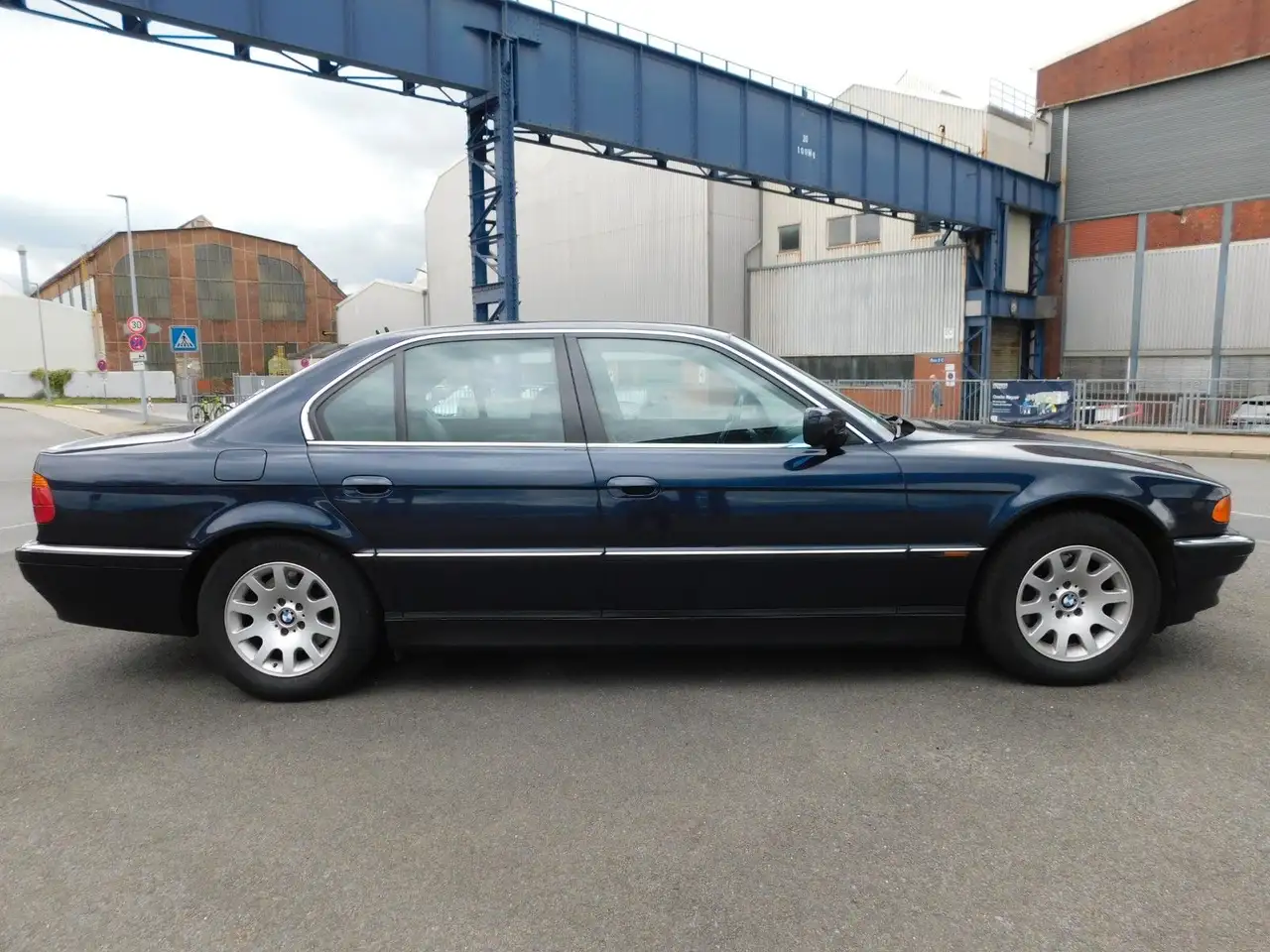 BMW 728 i A/Leder/SSD/PDC/TUV.10.2028, foto 9