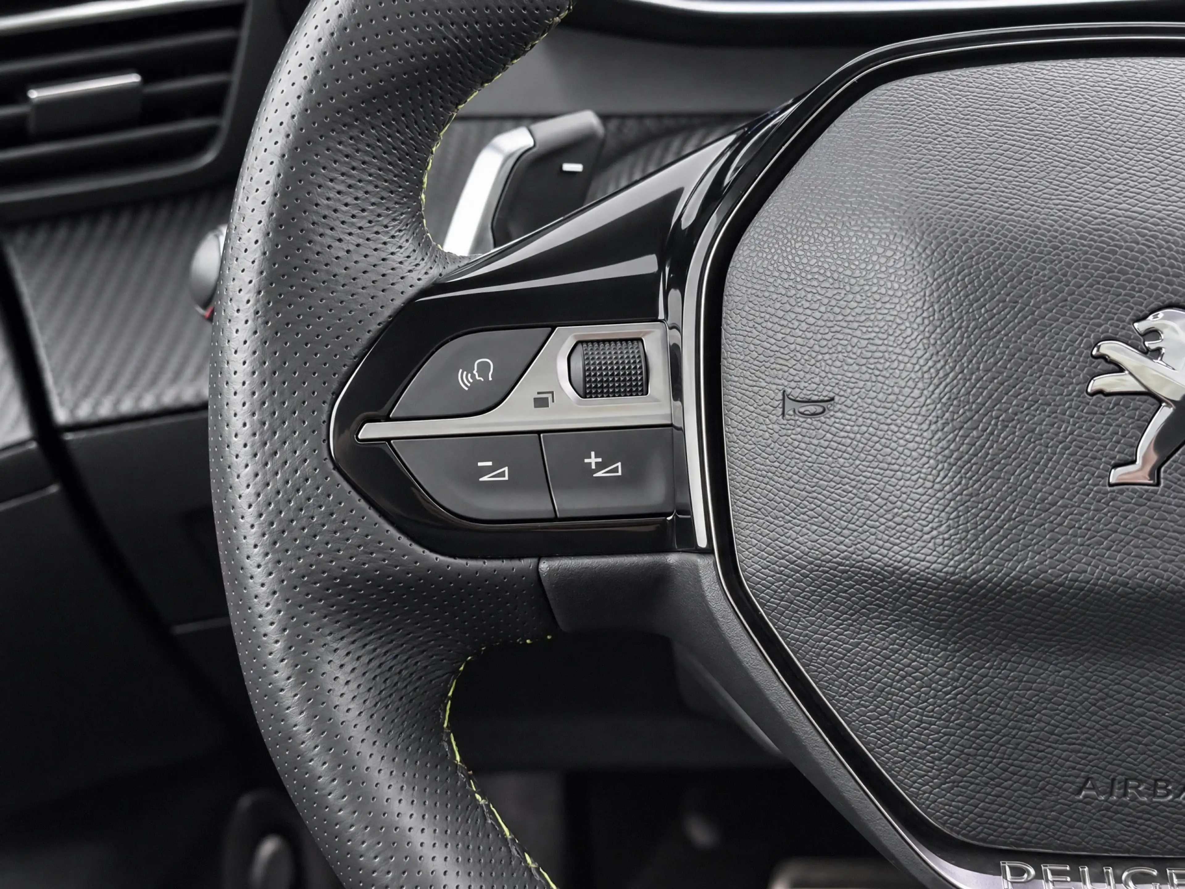 Peugeot 2008 1.2 PureTech GT Pack Leder bekleding | schuif/kant — photo 10
