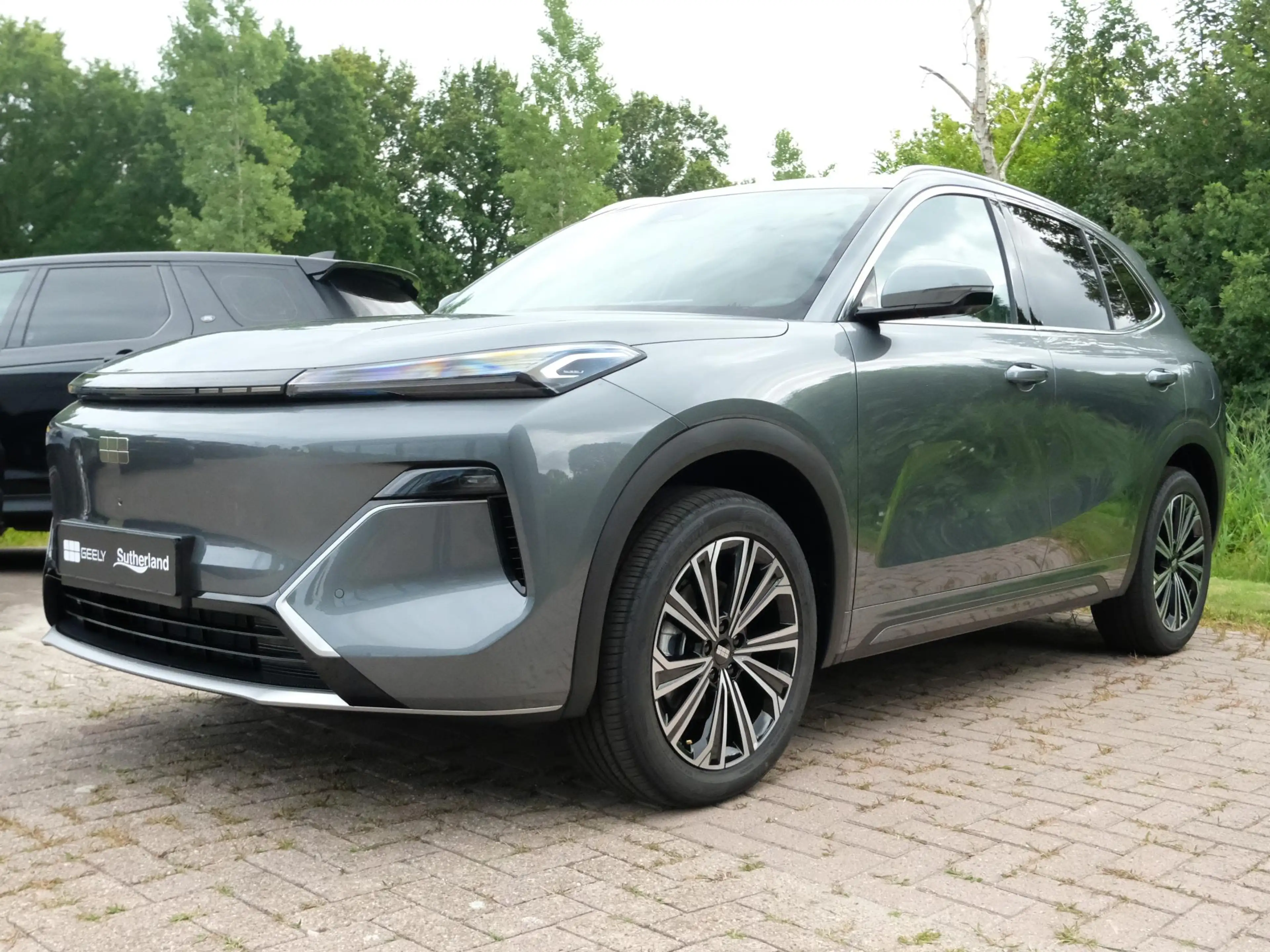Geely Starray EM-i 1.5 Max+ 262 PK | Panorama | Stoelen voor & achter — photo 2