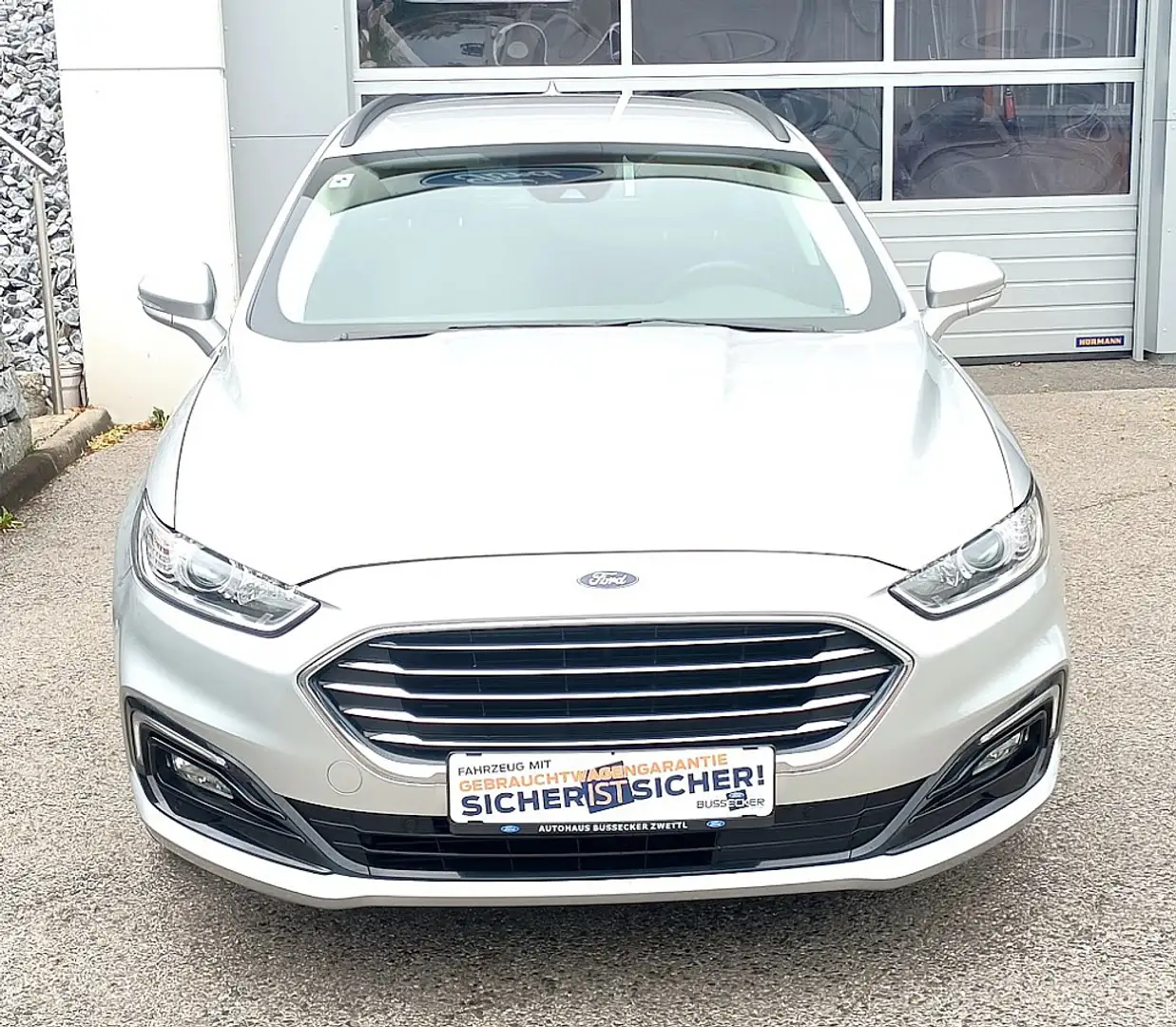 Ford Mondeo Traveller Trend 2,0 EcoBlue SCR Silber - 2