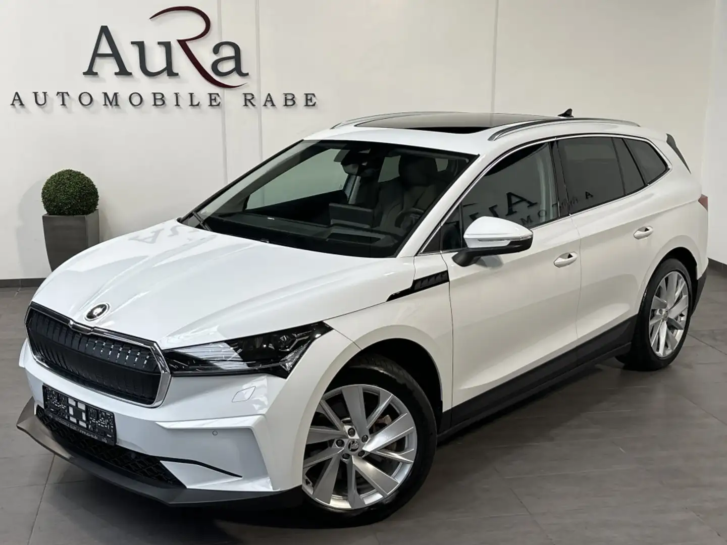 Skoda Enyaq iV 80 Sport NAV+LED+AHK+PANO+CARPLAY+VC+PP Білий - 1