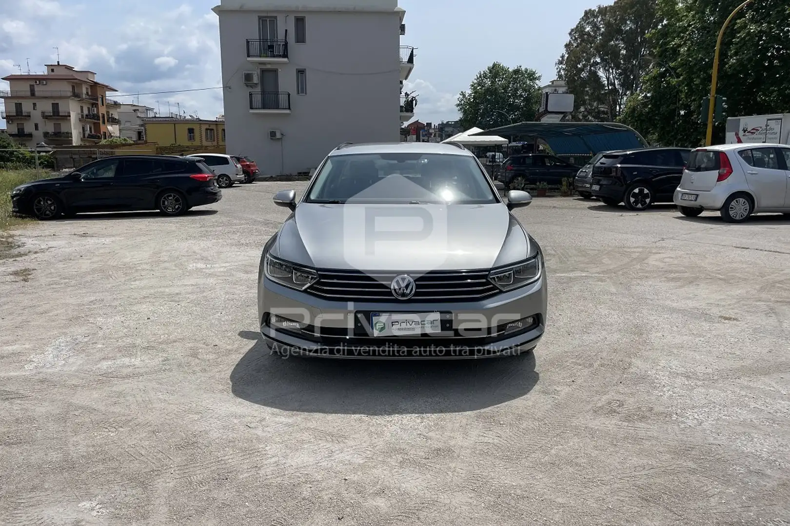 Volkswagen Passat Variant Passat Variant 1.6 TDI SCR DSG Business BMT Zilver - 2