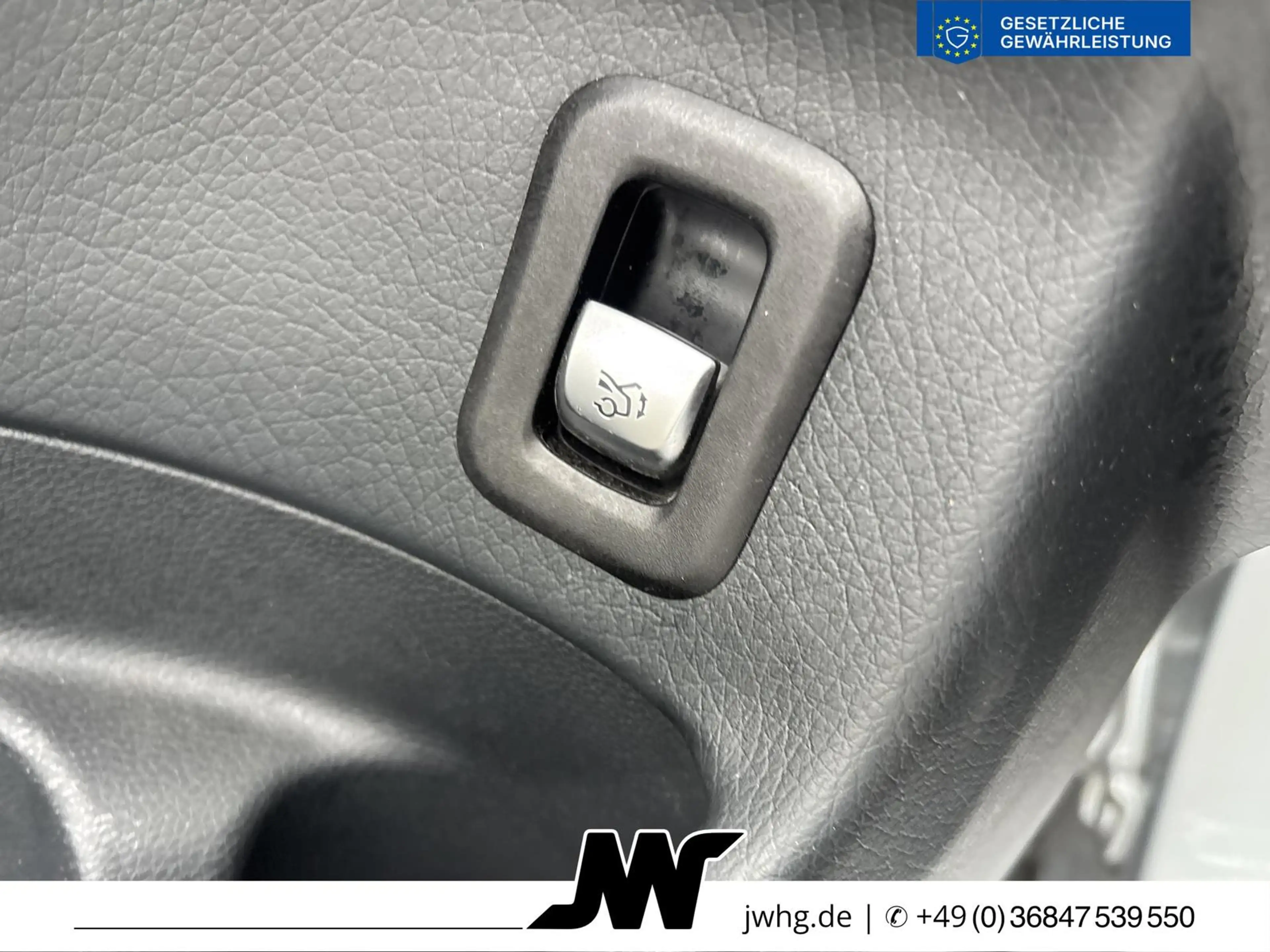 Mercedes-Benz GLC 300 de 4M AMG/DISTRONIC/AHK/MEMORY/VIRTUAL — photo 9