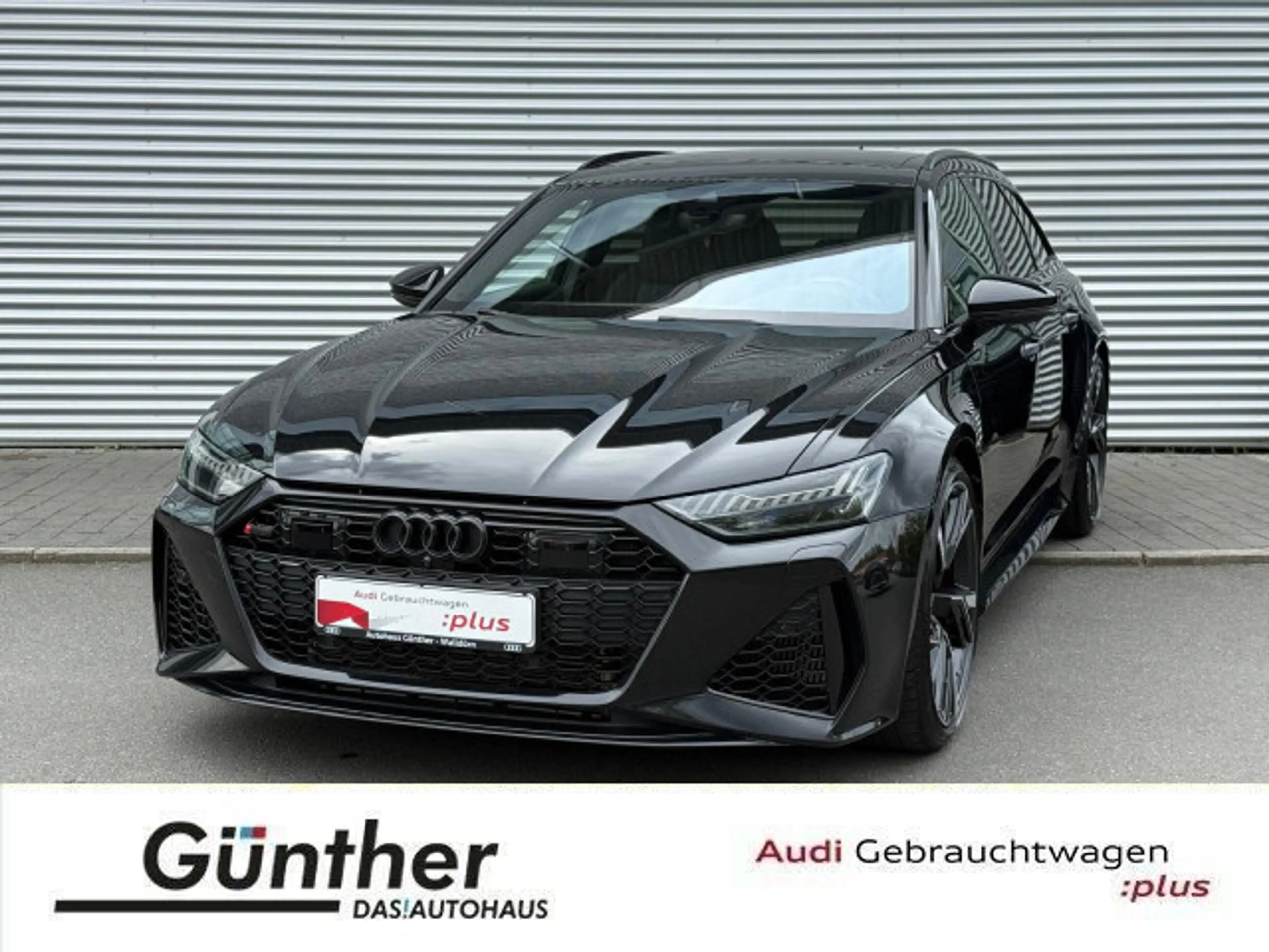 Audi RS6 4.0 TFSI QUATTRO+RS ESSENT.PAKET+AHK