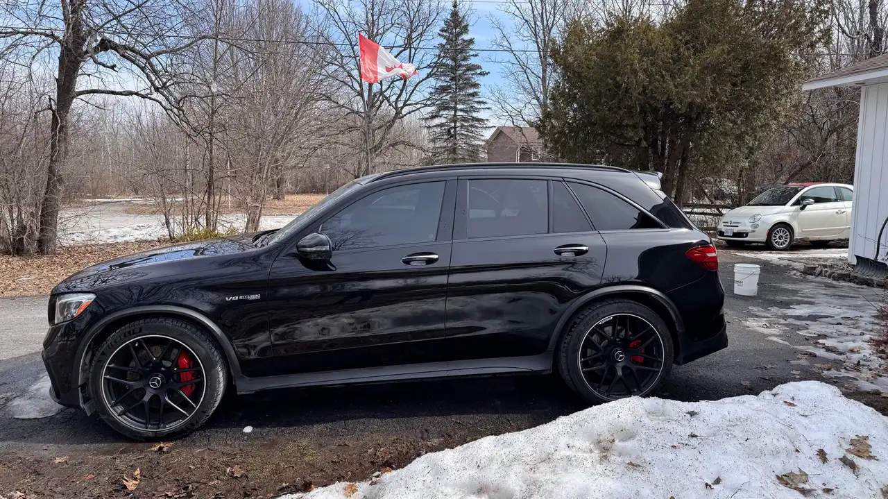 Mercedes-Benz GLC снимка Mercedes-Benz GLC