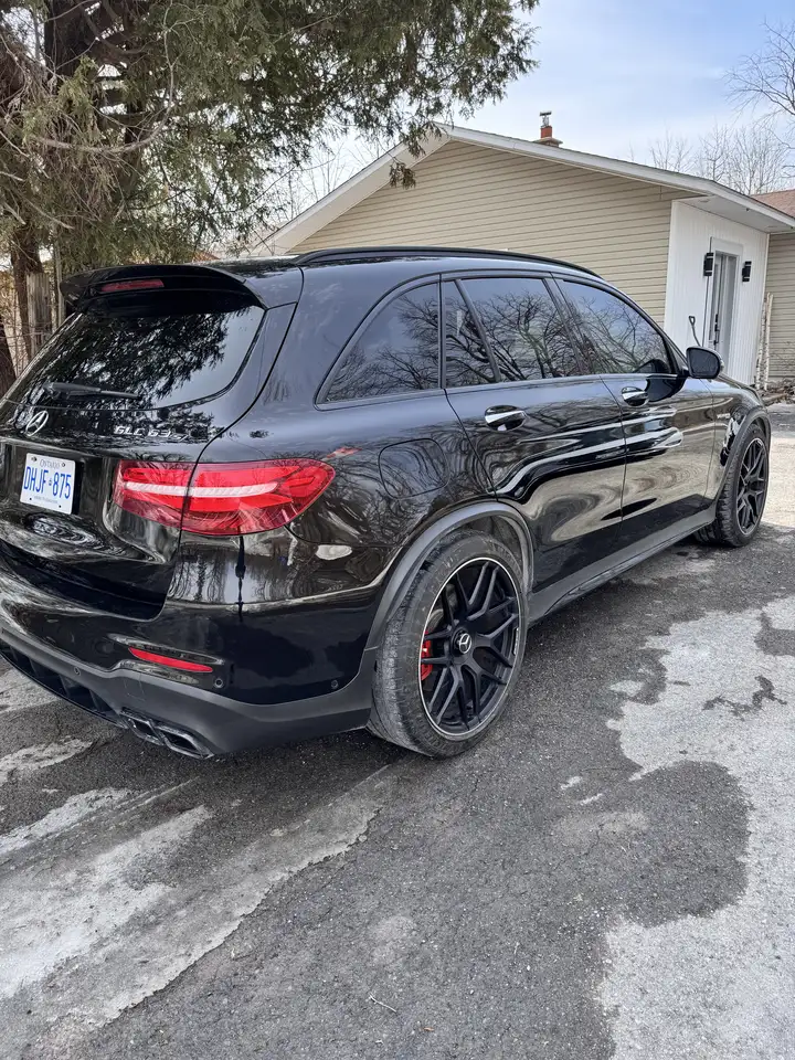 Mercedes-Benz GLC снимка Mercedes-Benz GLC
