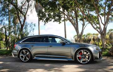 Avant TFSI quattro Tiptronic 441kW