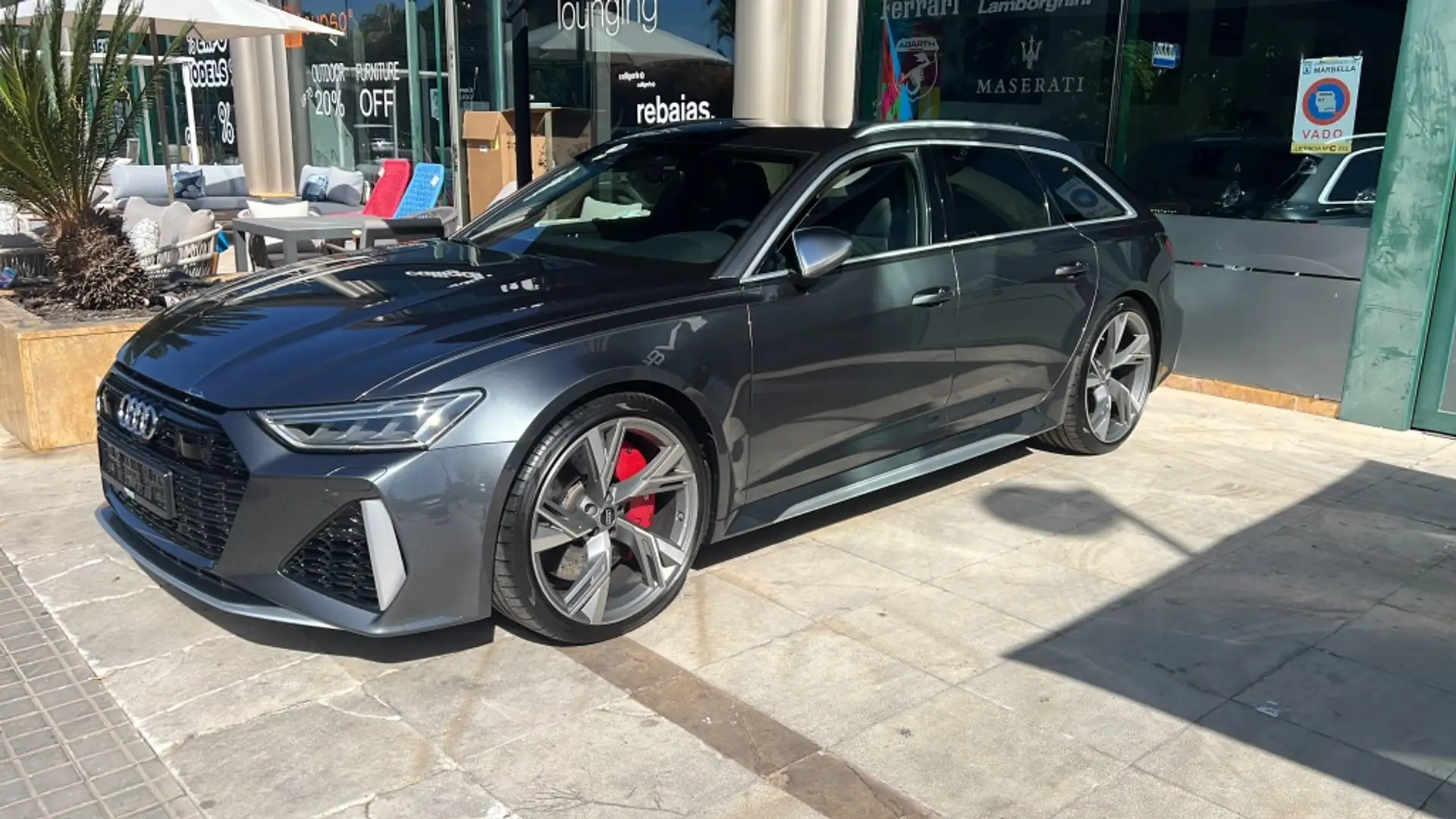 Audi RS6 Avant TFSI quattro Tiptronic Grau - 1