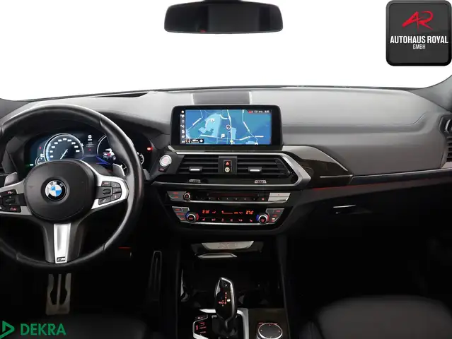 BMW X3 view 11