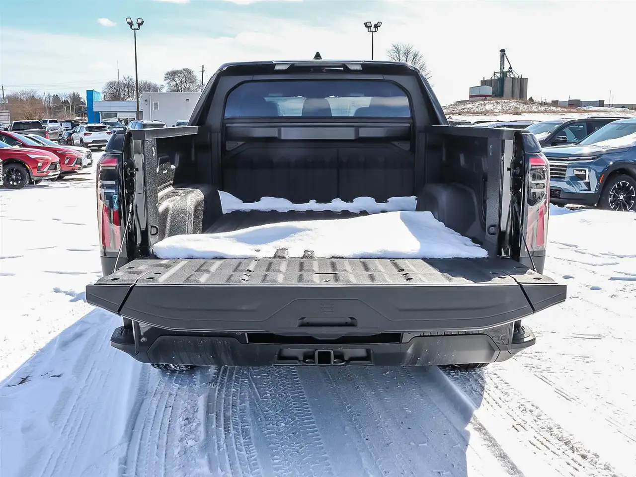 GMC Sierra EV снимка GMC Sierra EV