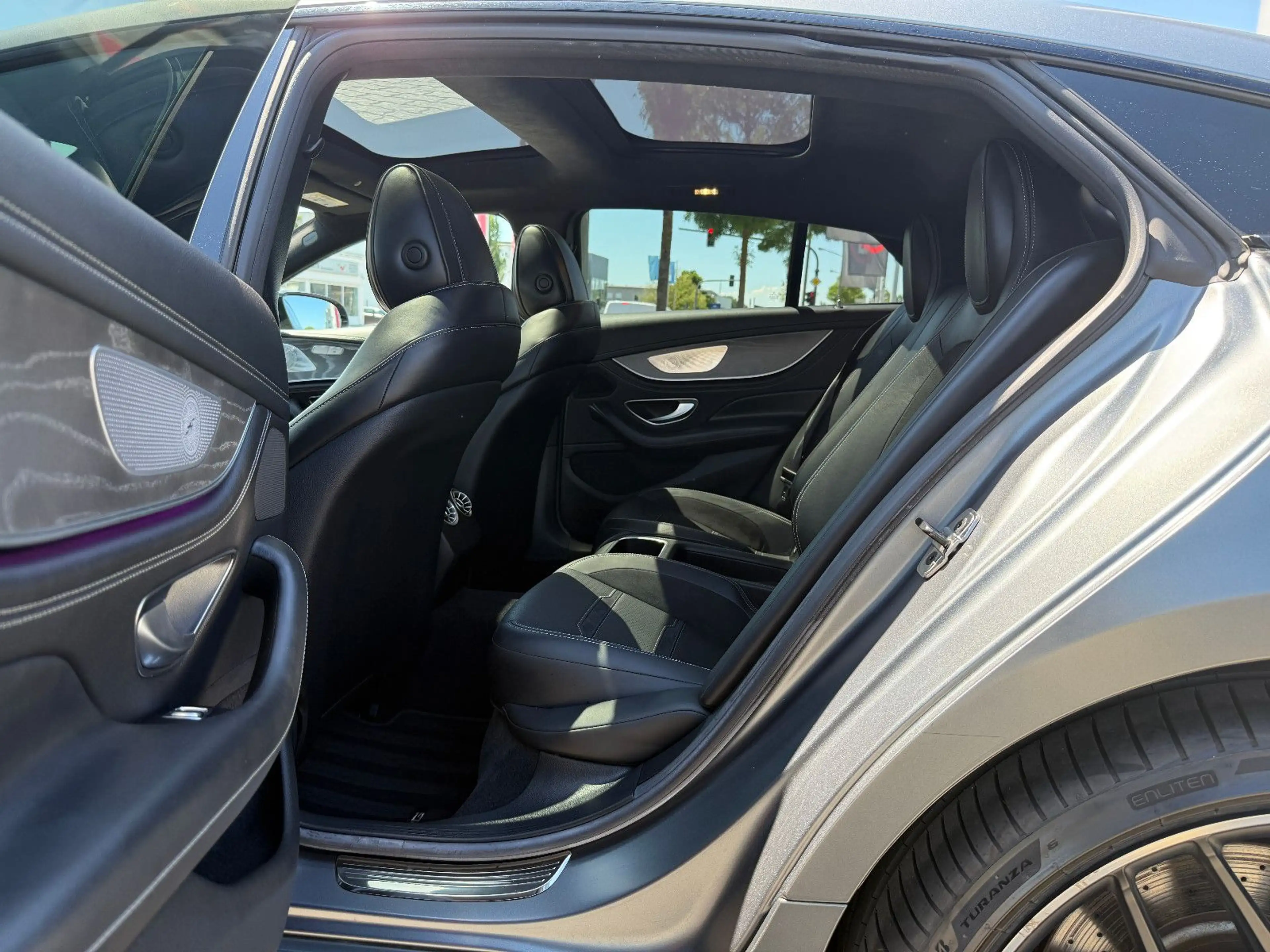 Mercedes-Benz AMG GT 43 4Matic+ Pano Burmester 21"FINANZIERUNG — photo 12