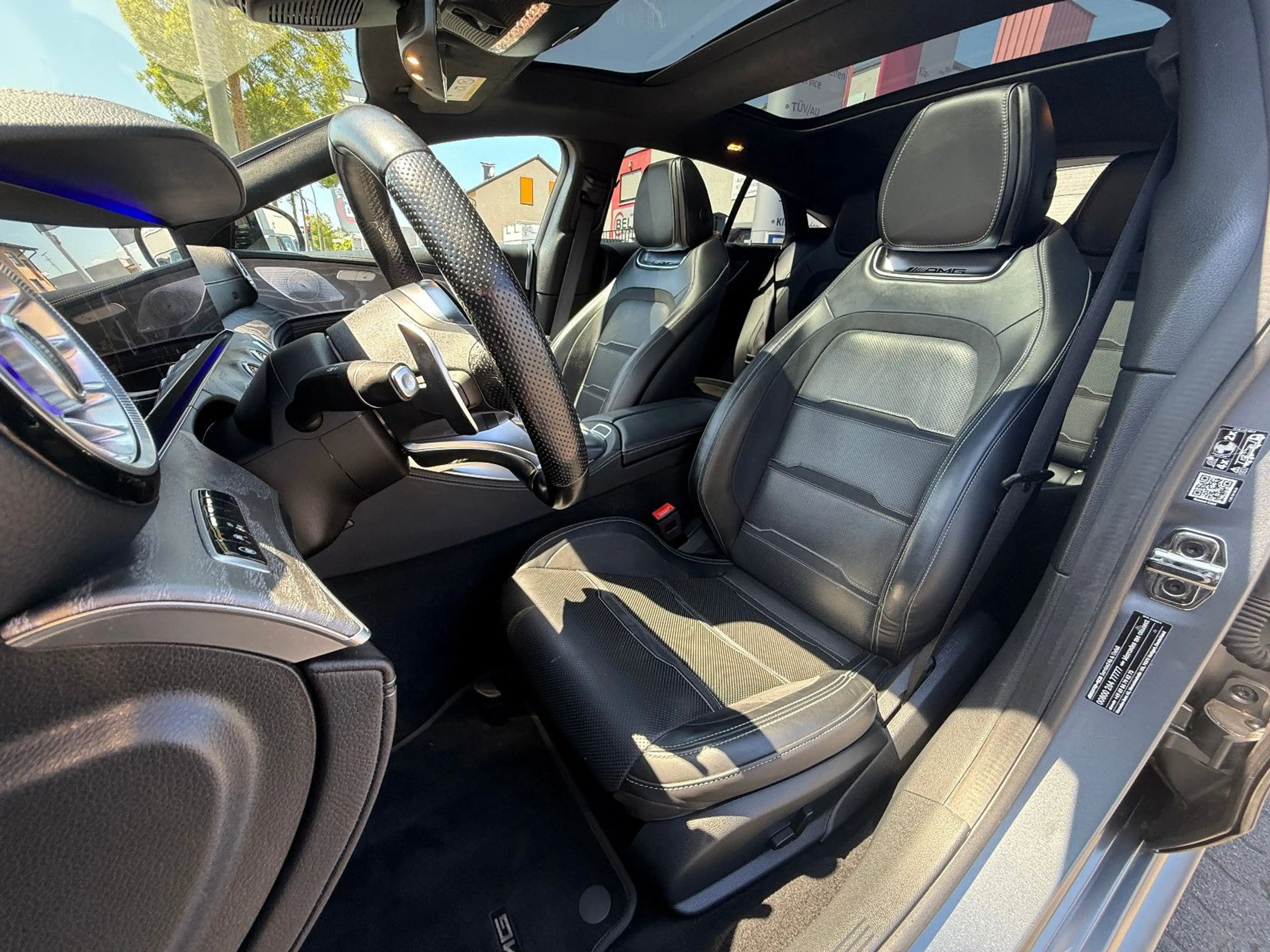 Mercedes-Benz AMG GT 43 4Matic+ Pano Burmester 21"FINANZIERUNG — photo 11