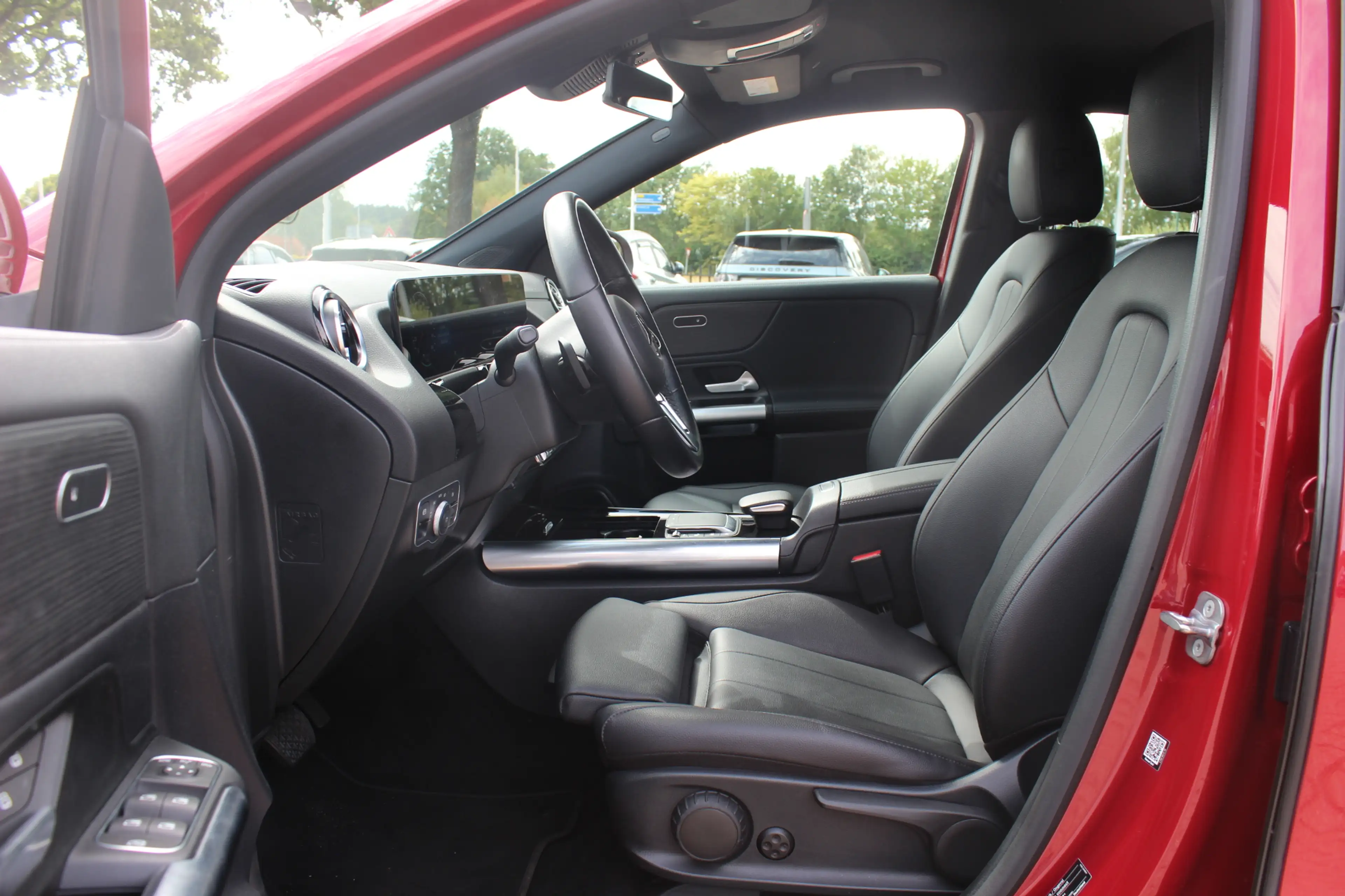 Mercedes-Benz EQA 250 250+ Luxury Line 71 kWh / SoH 93,4% / Camera / Led — photo 11