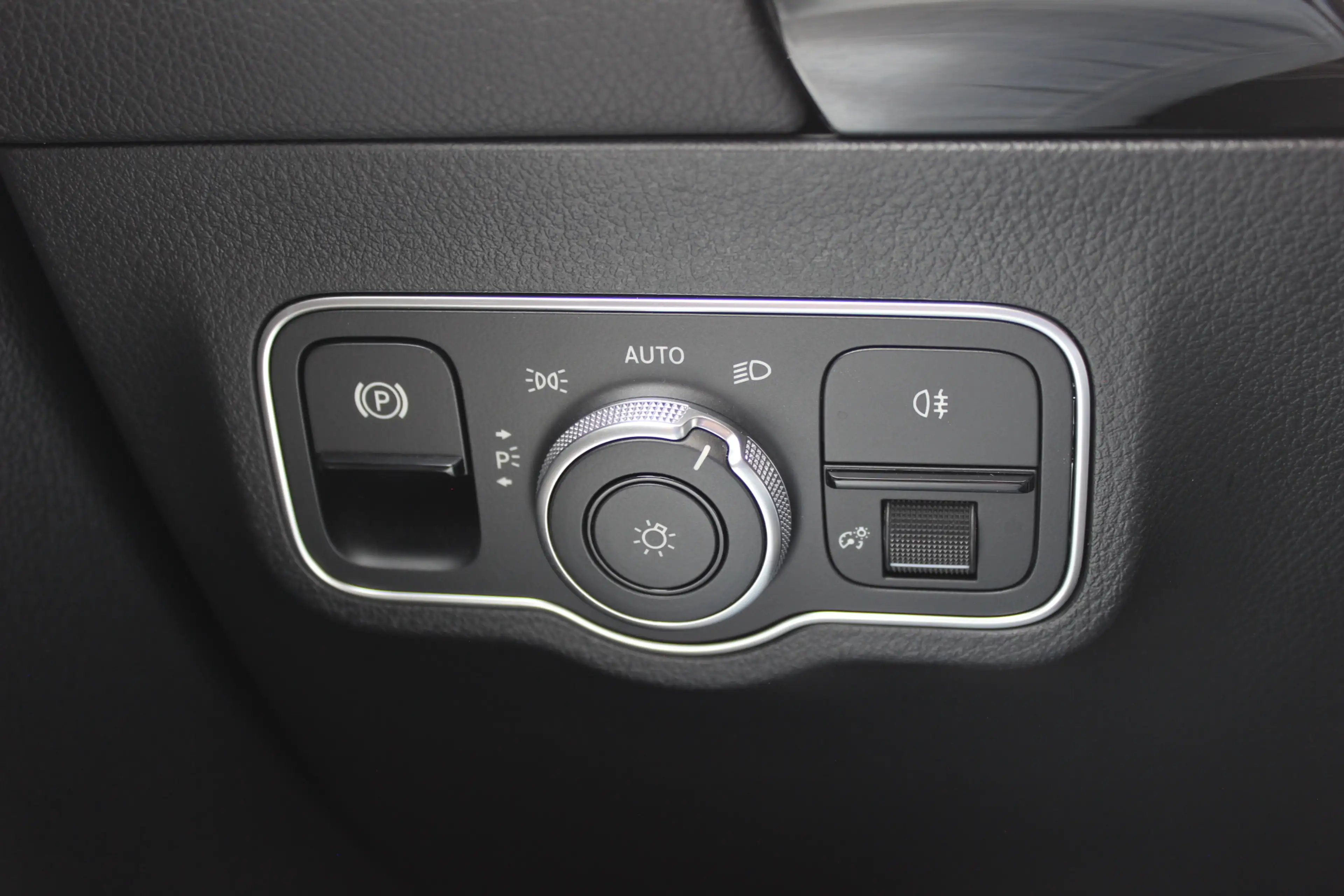 Mercedes-Benz EQA 250 250+ Luxury Line 71 kWh / SoH 93,4% / Camera / Led — photo 33