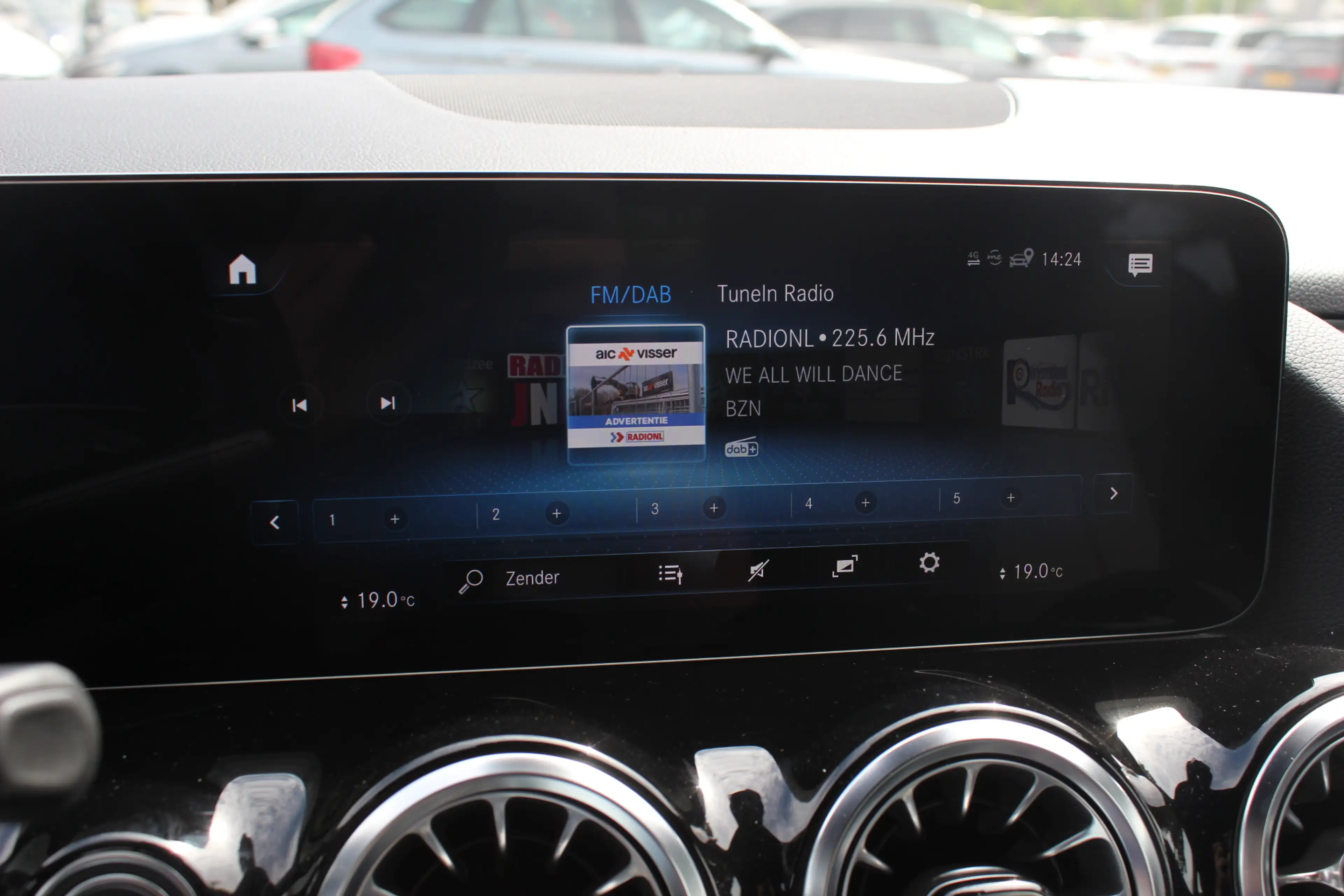 Mercedes-Benz EQA 250 250+ Luxury Line 71 kWh / SoH 93,4% / Camera / Led — photo 23