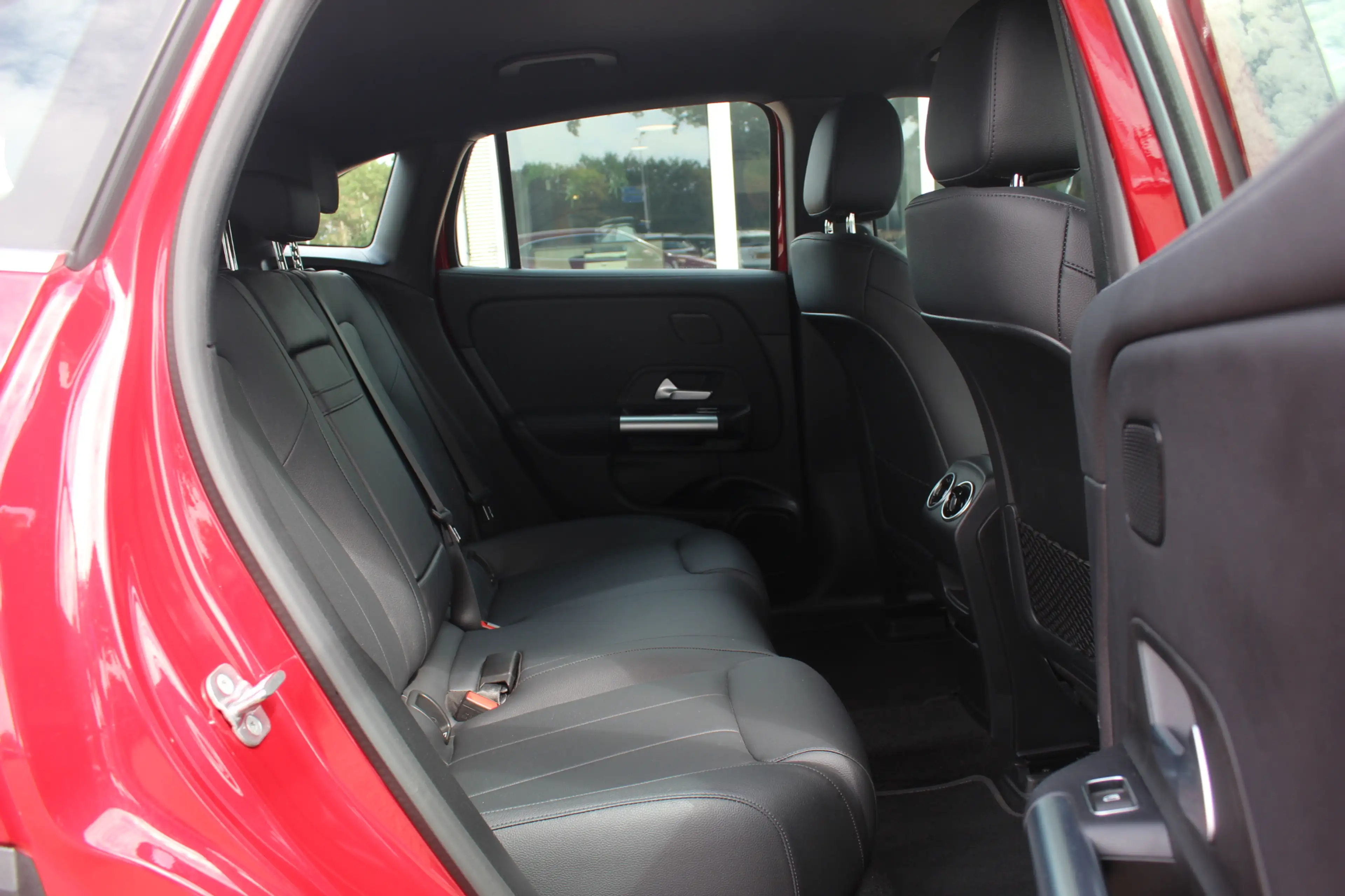 Mercedes-Benz EQA 250 250+ Luxury Line 71 kWh / SoH 93,4% / Camera / Led — photo 13