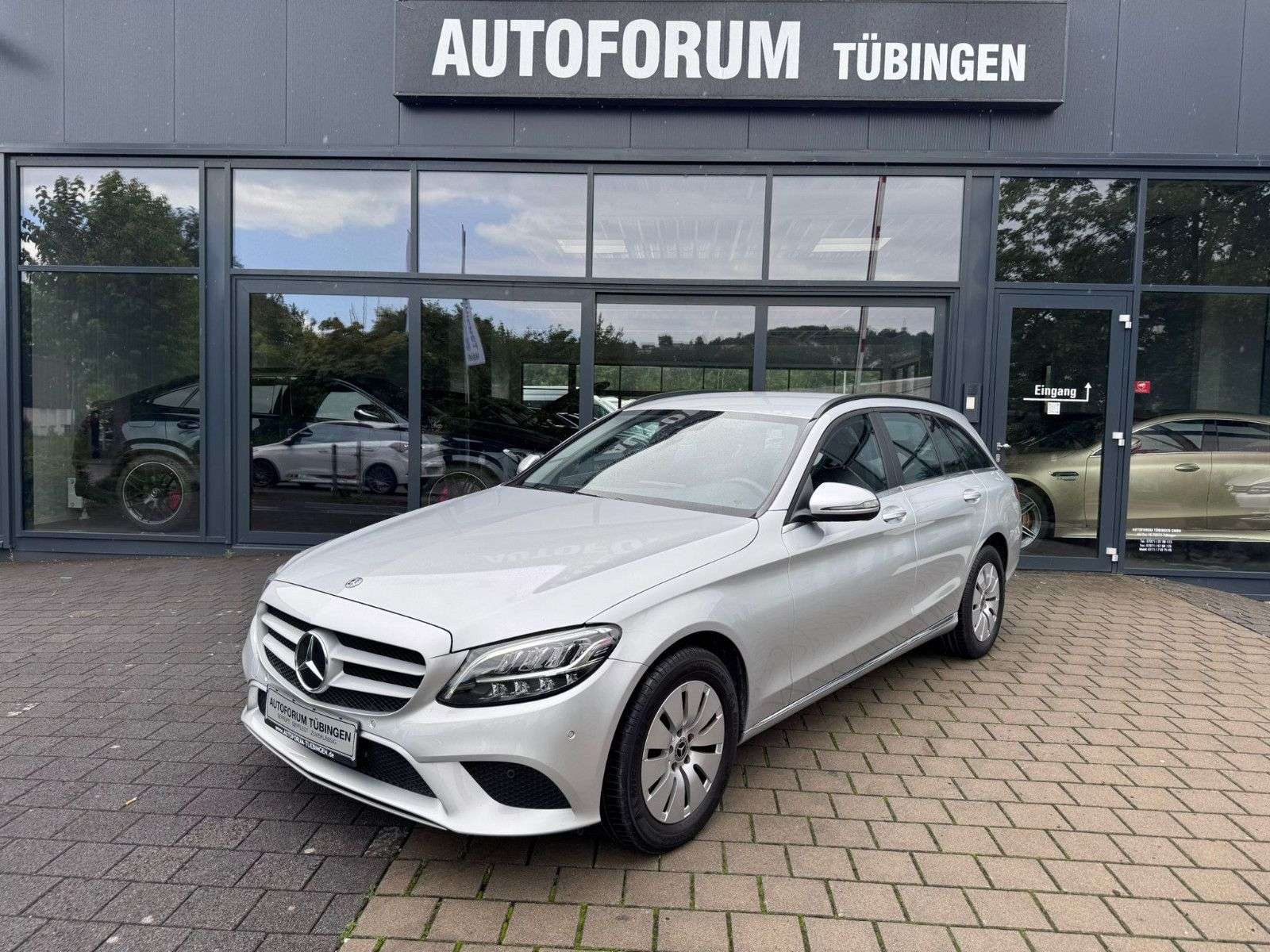 Second hand Mercedes Benz C-Class 
