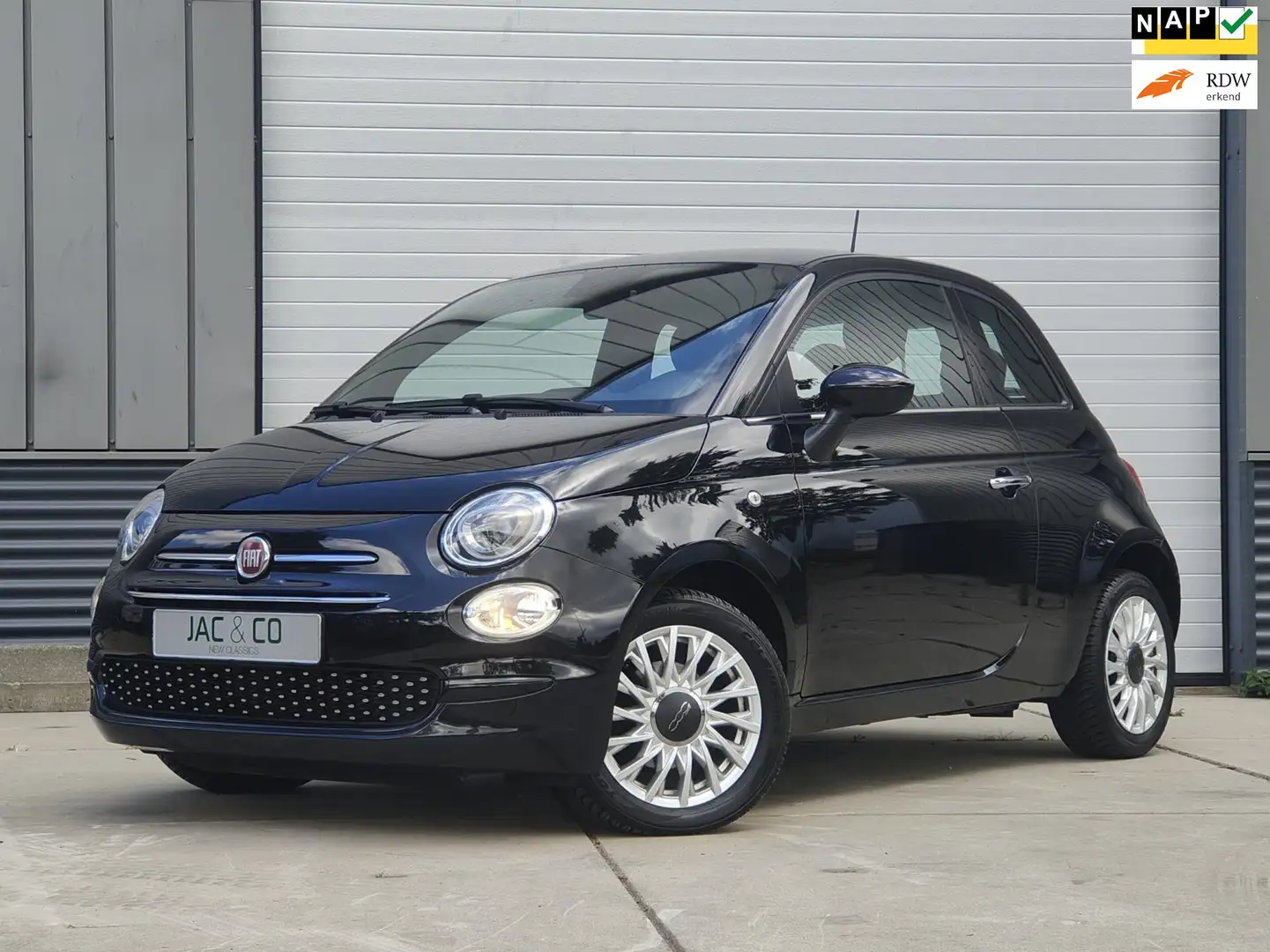 Fiat 500 1.2 Lounge AUTOMAAT - SPOTIFY - CARPLAY Zwart - 1