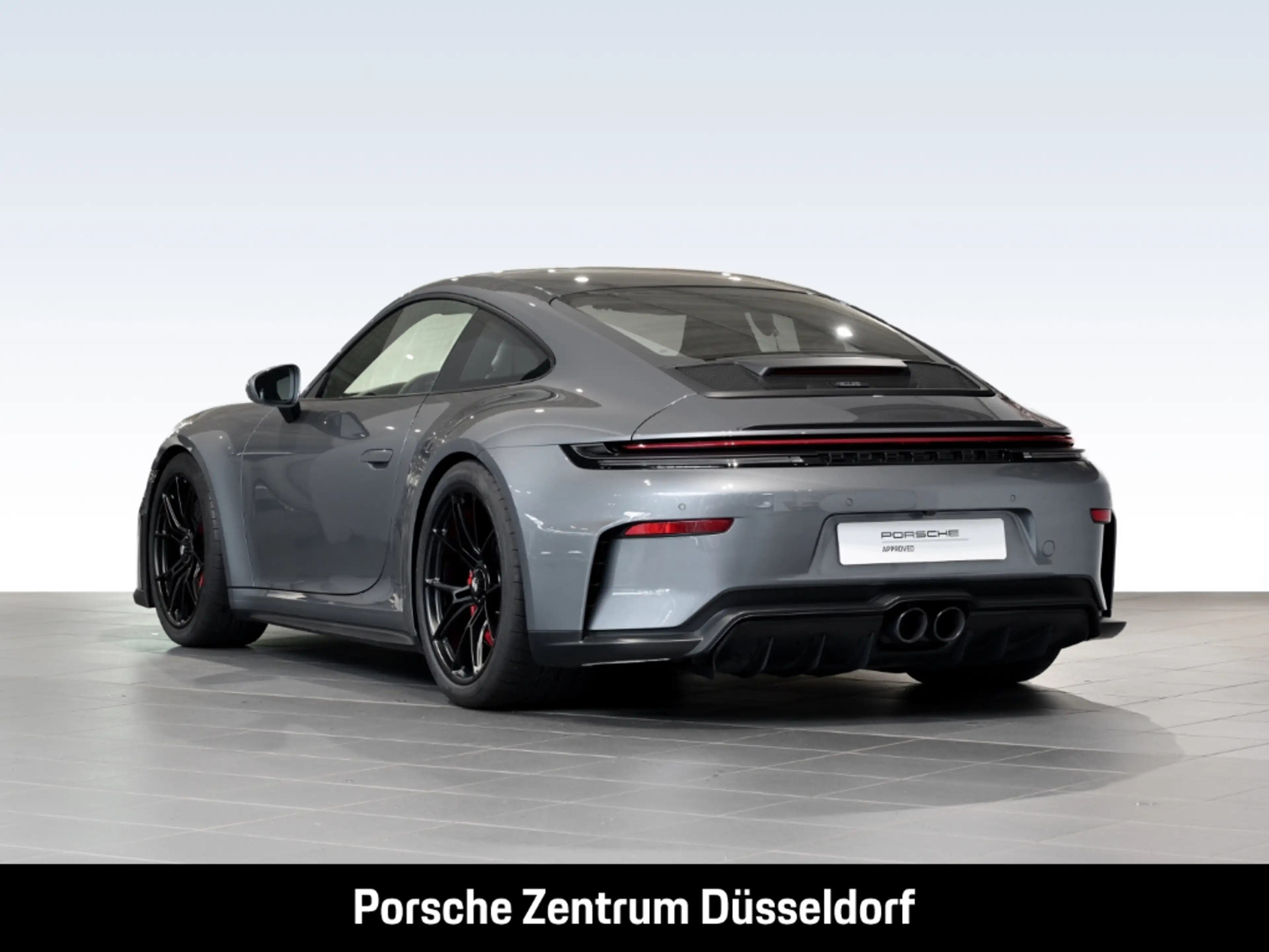 Porsche 992 -2 (911) GT3 mit Touring-Paket — photo 3