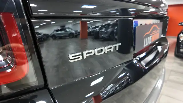 Land Rover Range Rover Sport view 14