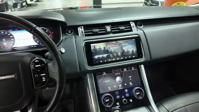 Land Rover Range Rover Sport view 28