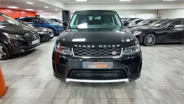 Land Rover Range Rover Sport view 2