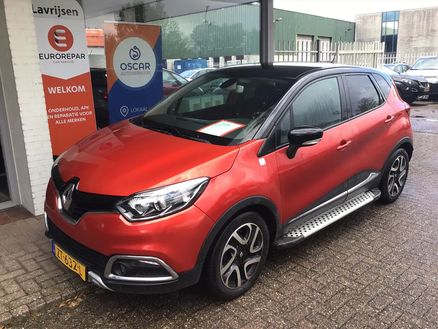 Renault Captur Energy TCe 90PK S&amp;S Helly Hansen Red - 1