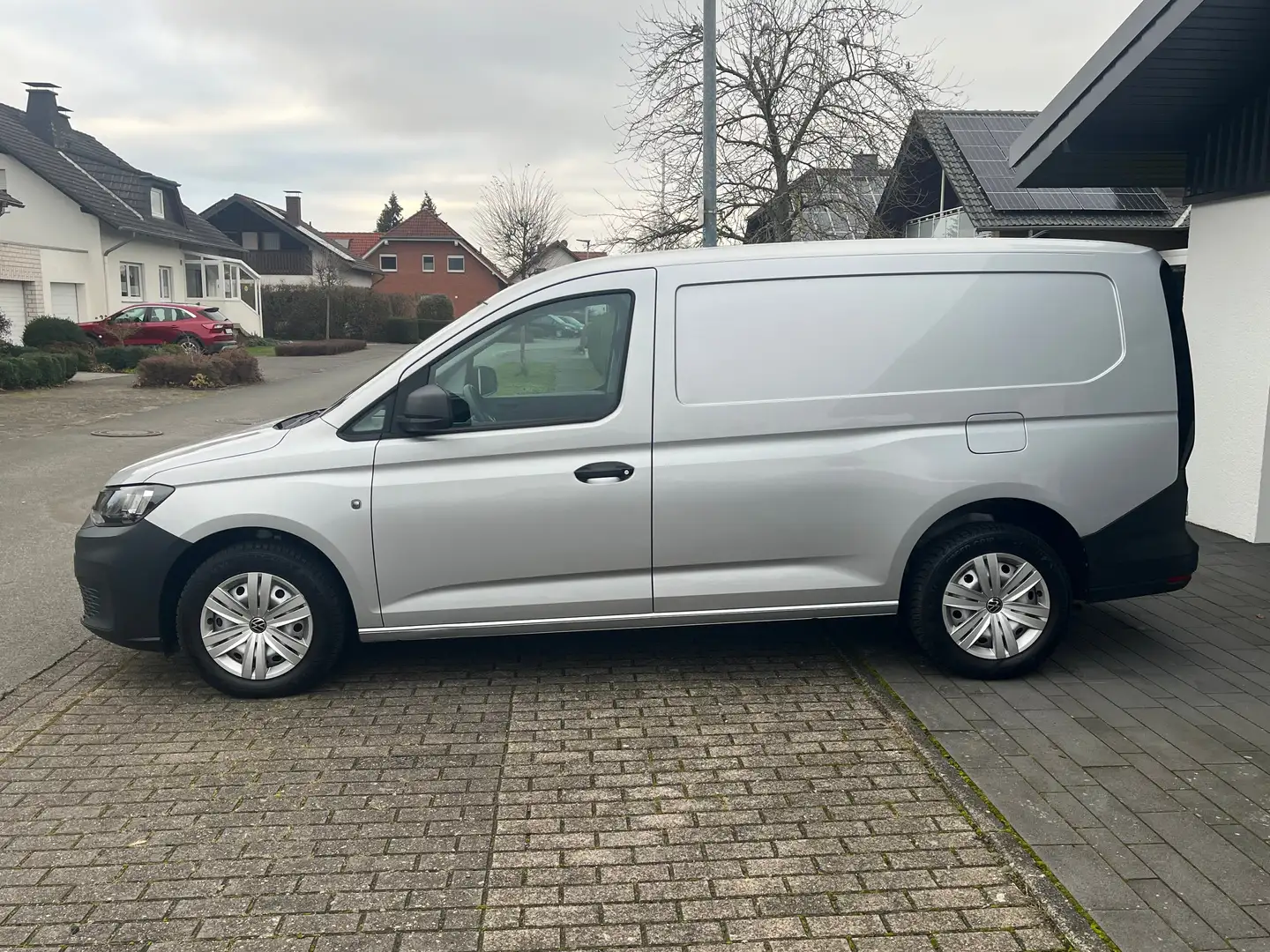 Volkswagen Caddy Cargo Maxi Klima SHZ Navi DAB+ Kamera 109Tkm MwSt Grau - 2