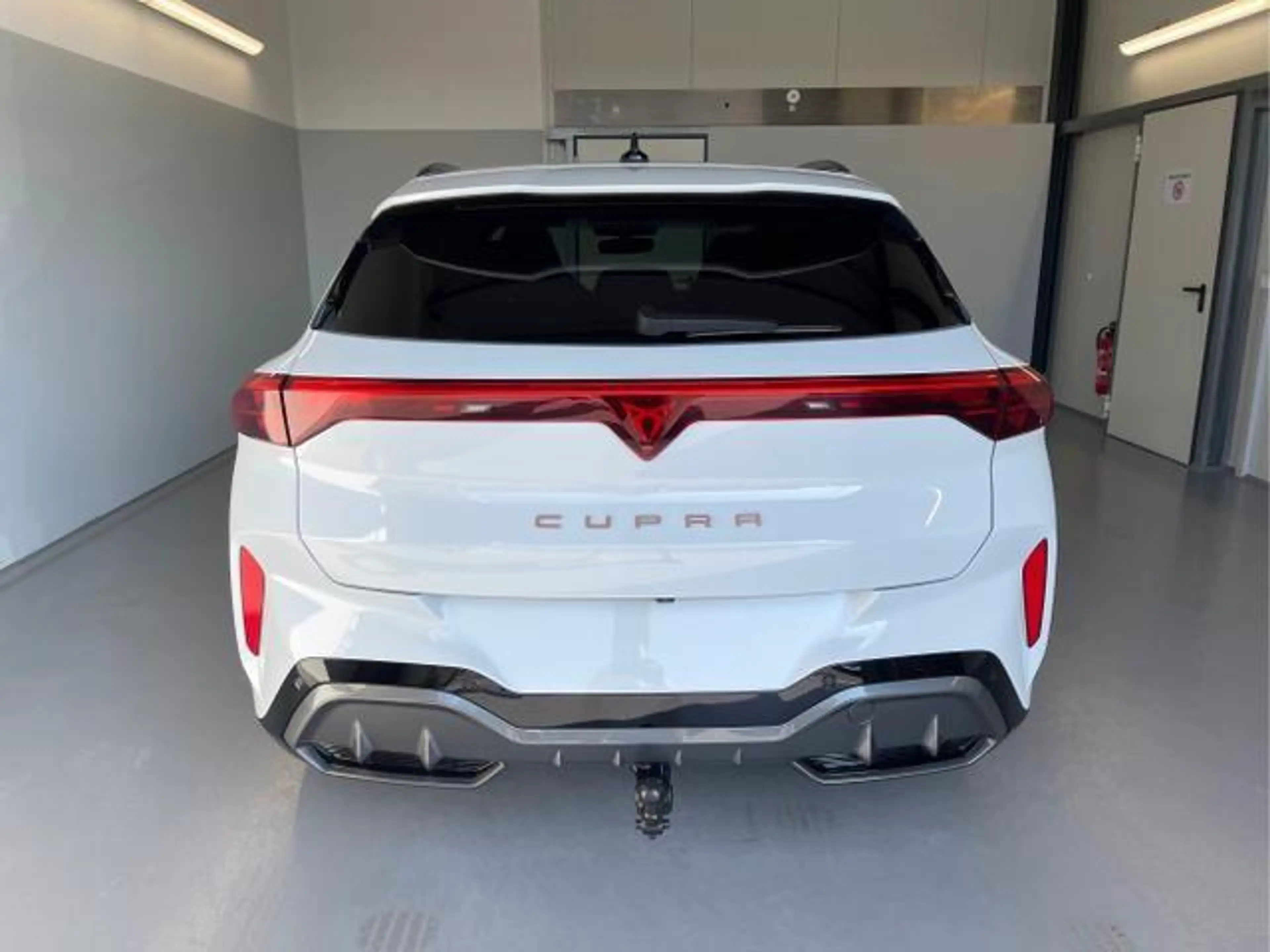 CUPRA Terramar 1.5 eTSI DSG Matrix+Kessy+AHK+eHeck+Dinamica+CarPl — photo 5