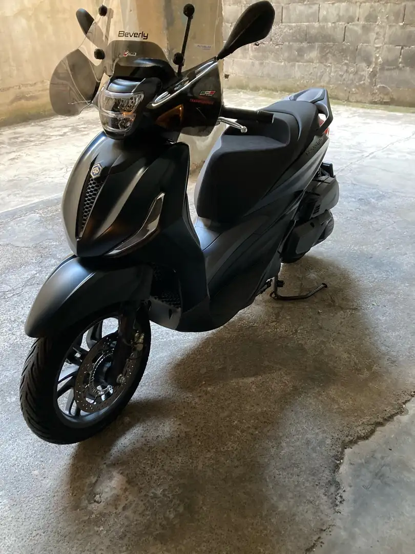 Piaggio Beverly 400 - 2
