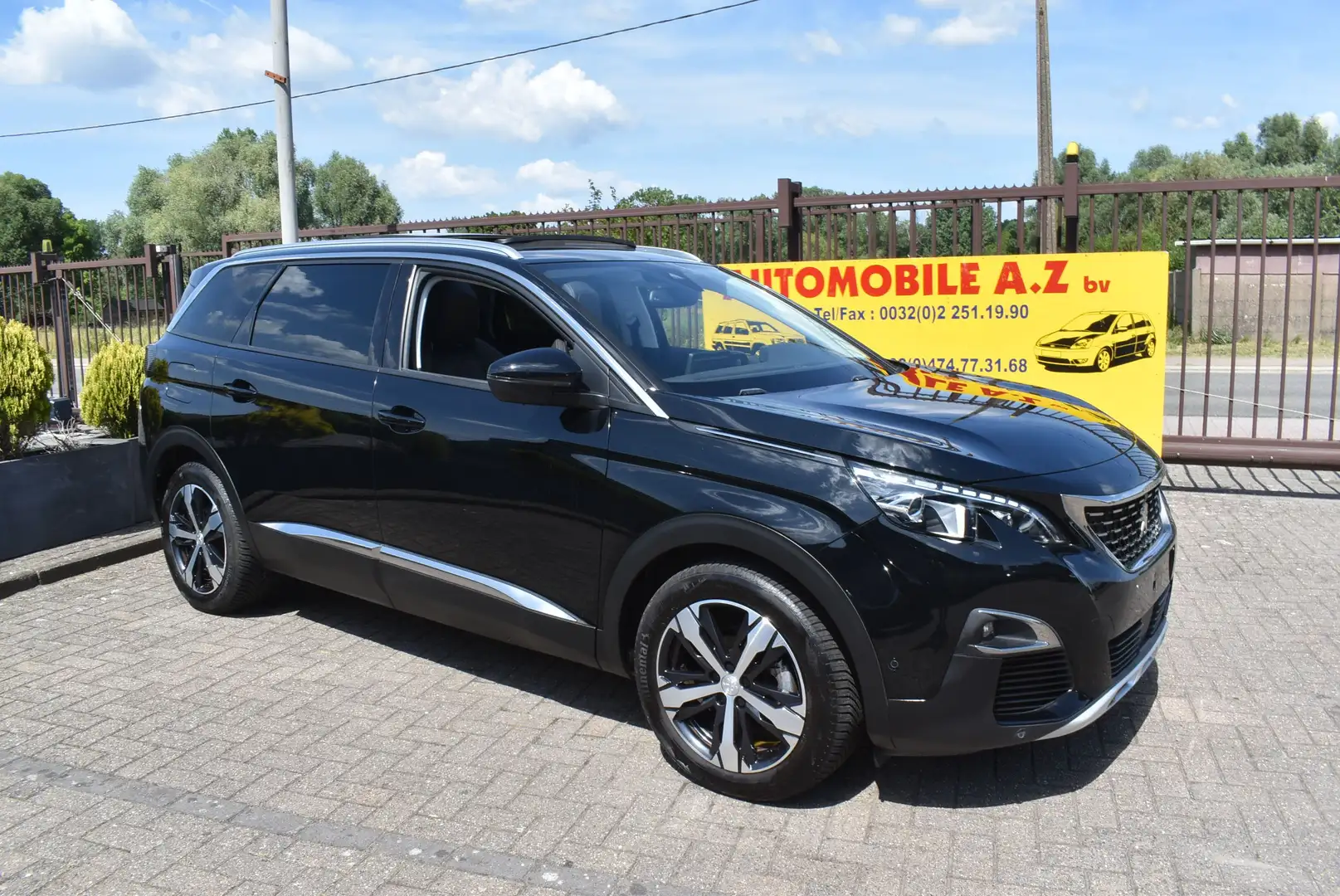 Peugeot 5008 7PL 1.2i Allure Pack Leder/Pano ***12M GARANTIE*** Noir - 1