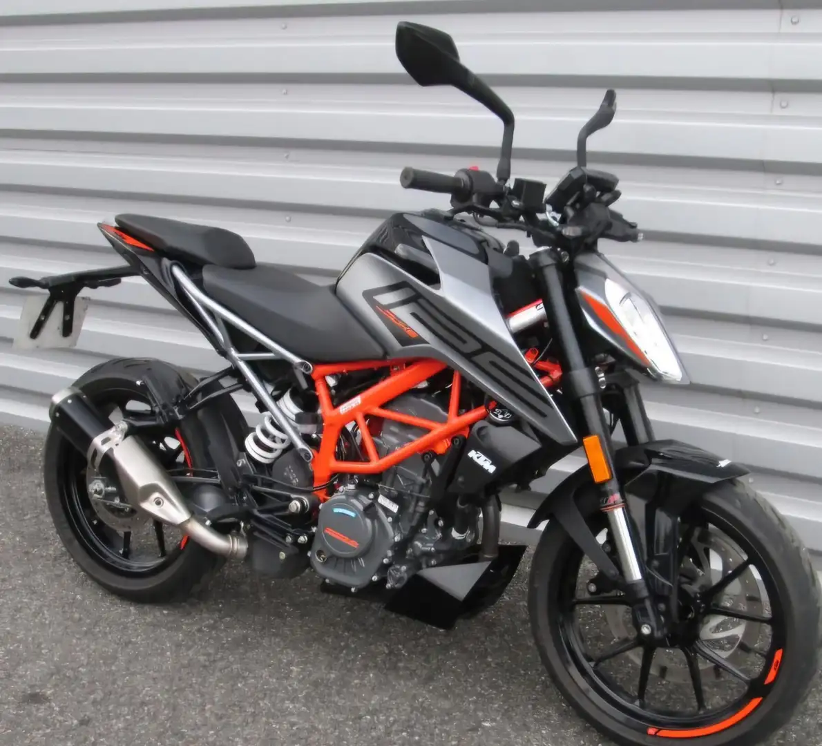 KTM 125 Duke ABS Gri - 1