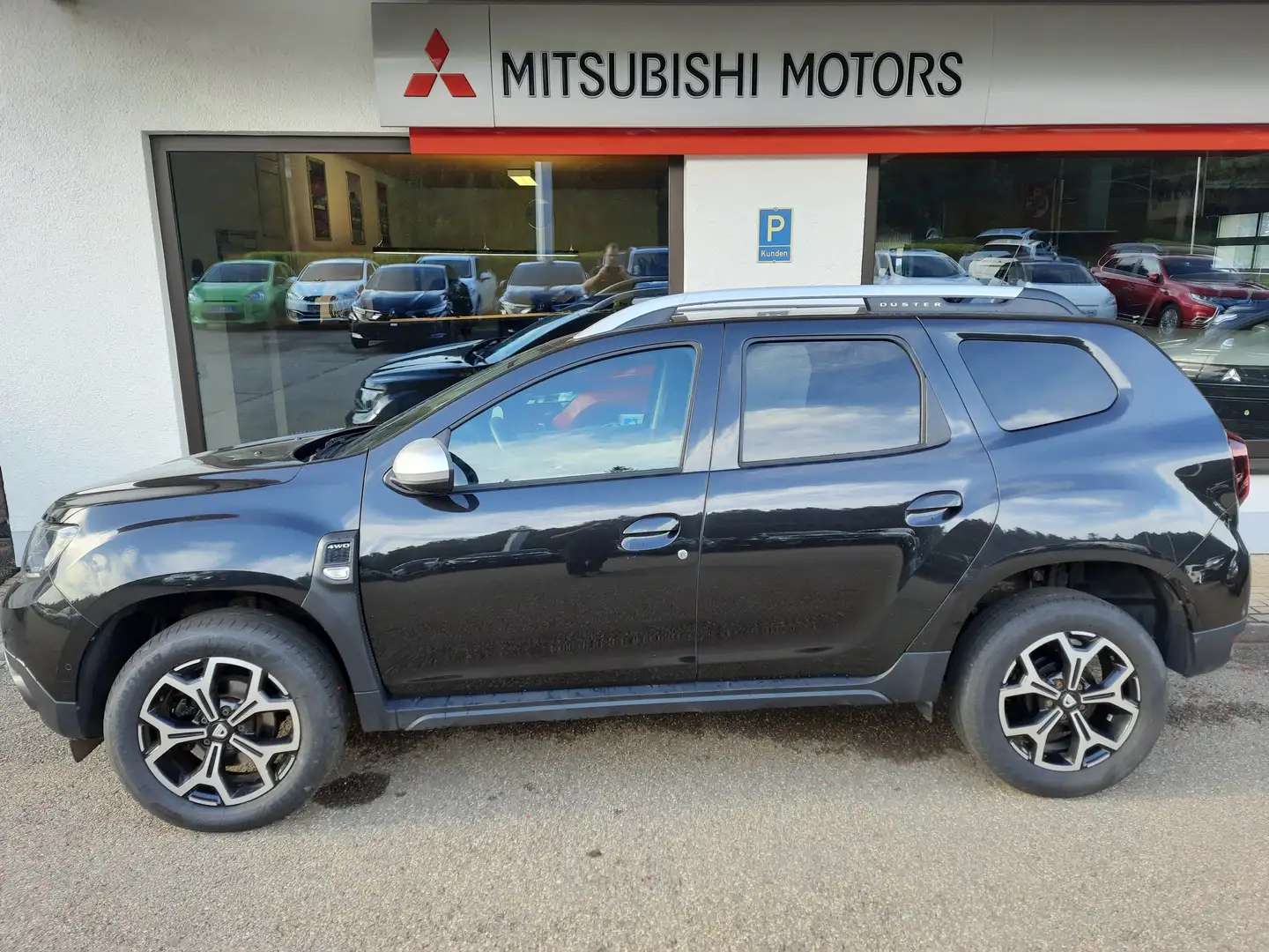 Dacia Duster Prestige 4WD Schwarz - 1