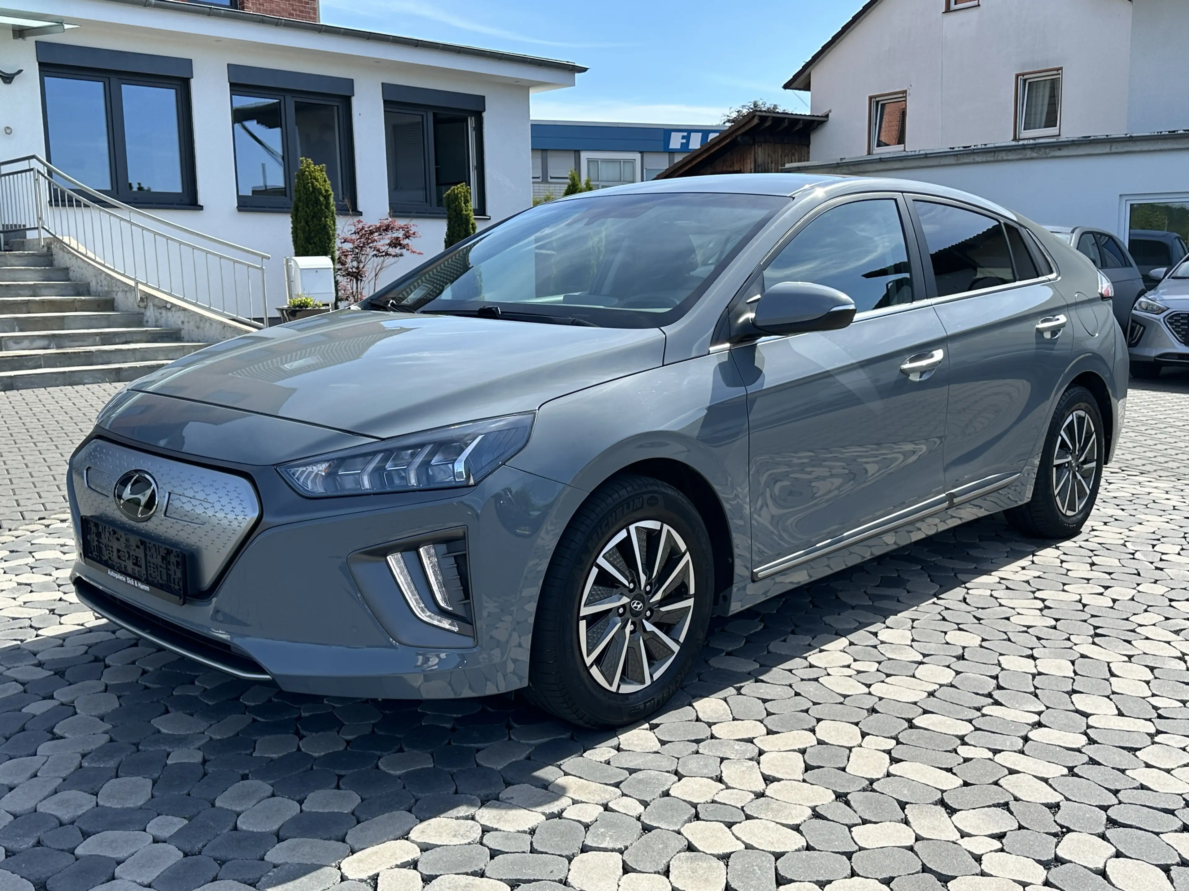 Hyundai IONIQ Prime Elektro LED ACC MEMO LEDER WÄPU 4SHZ — photo 4