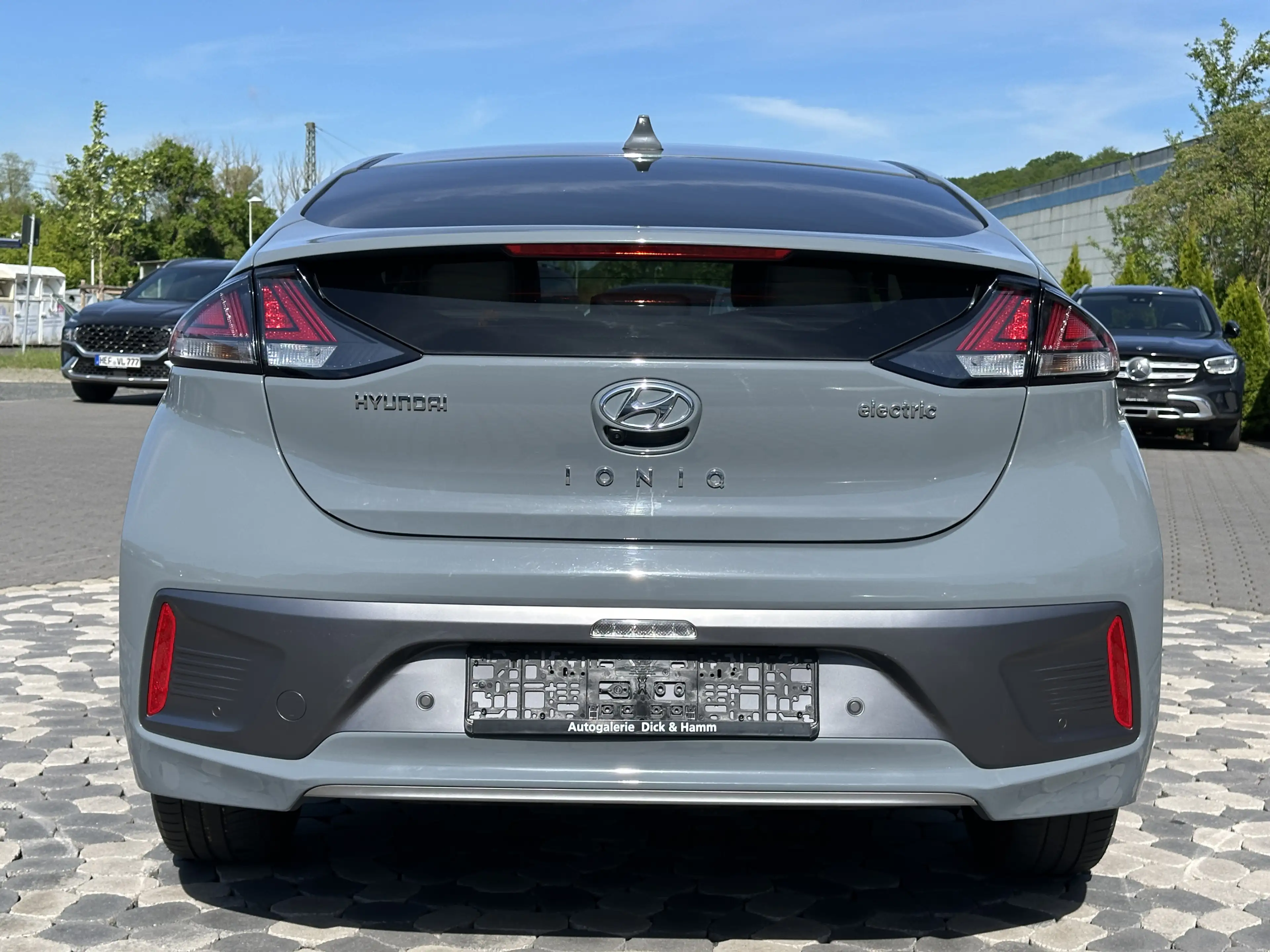 Hyundai IONIQ Prime Elektro LED ACC MEMO LEDER WÄPU 4SHZ — photo 7