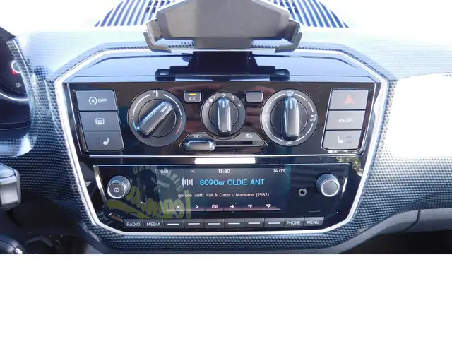 Volkswagen Up! view 6