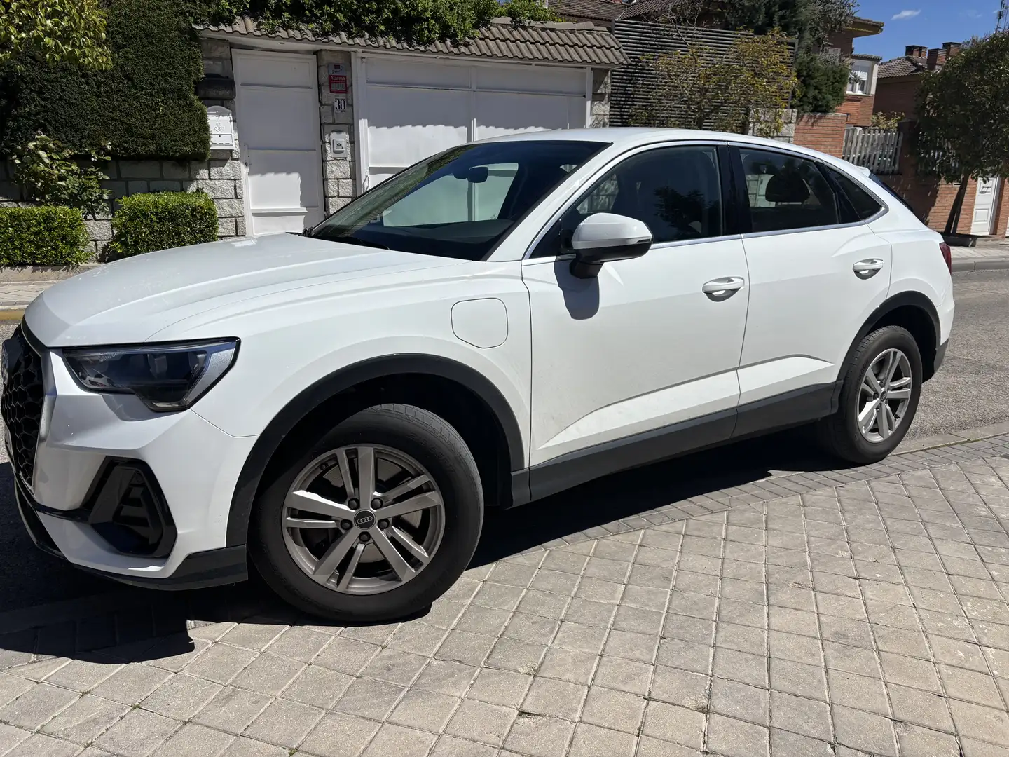 Audi Q3 45 TFSIe Sportback S tronic - 1