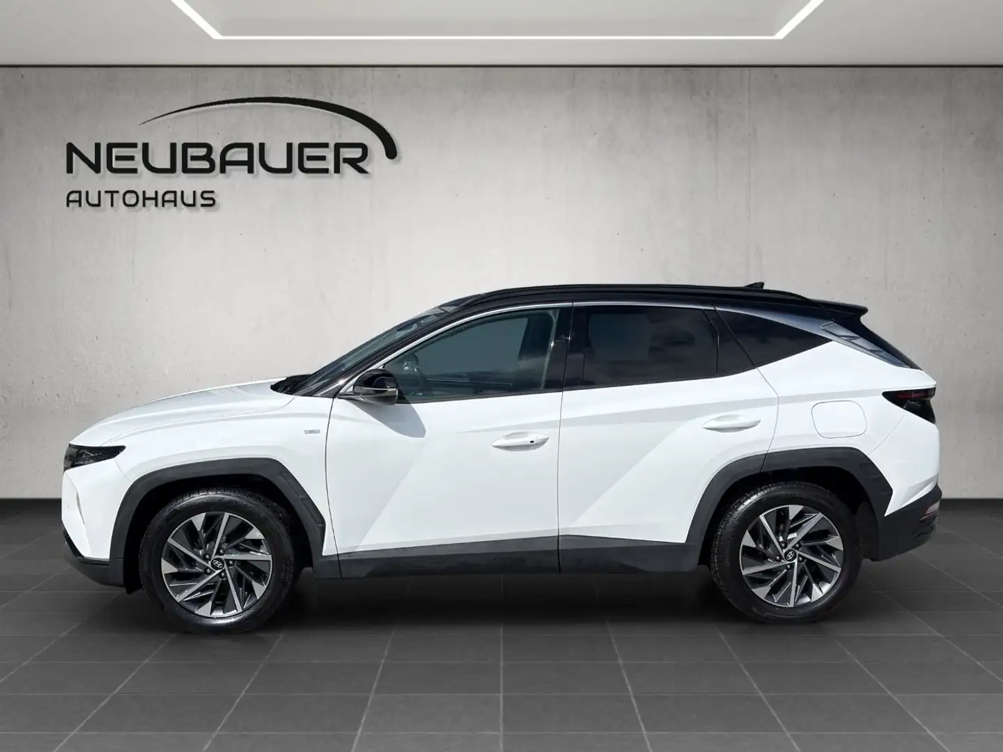 Hyundai TUCSON 1.6 CRDi AWD Trend Line CarPlay AUT Weiß - 2