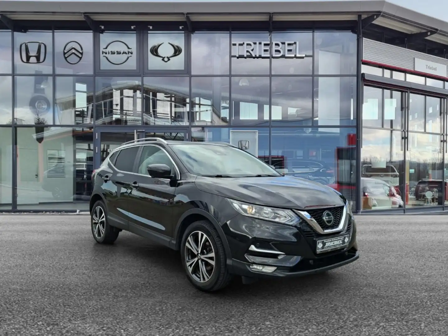 Nissan Qashqai Zama 1.3 DIG-T DCT °Navi°RFK°SHZ°Keyless° Noir - 2