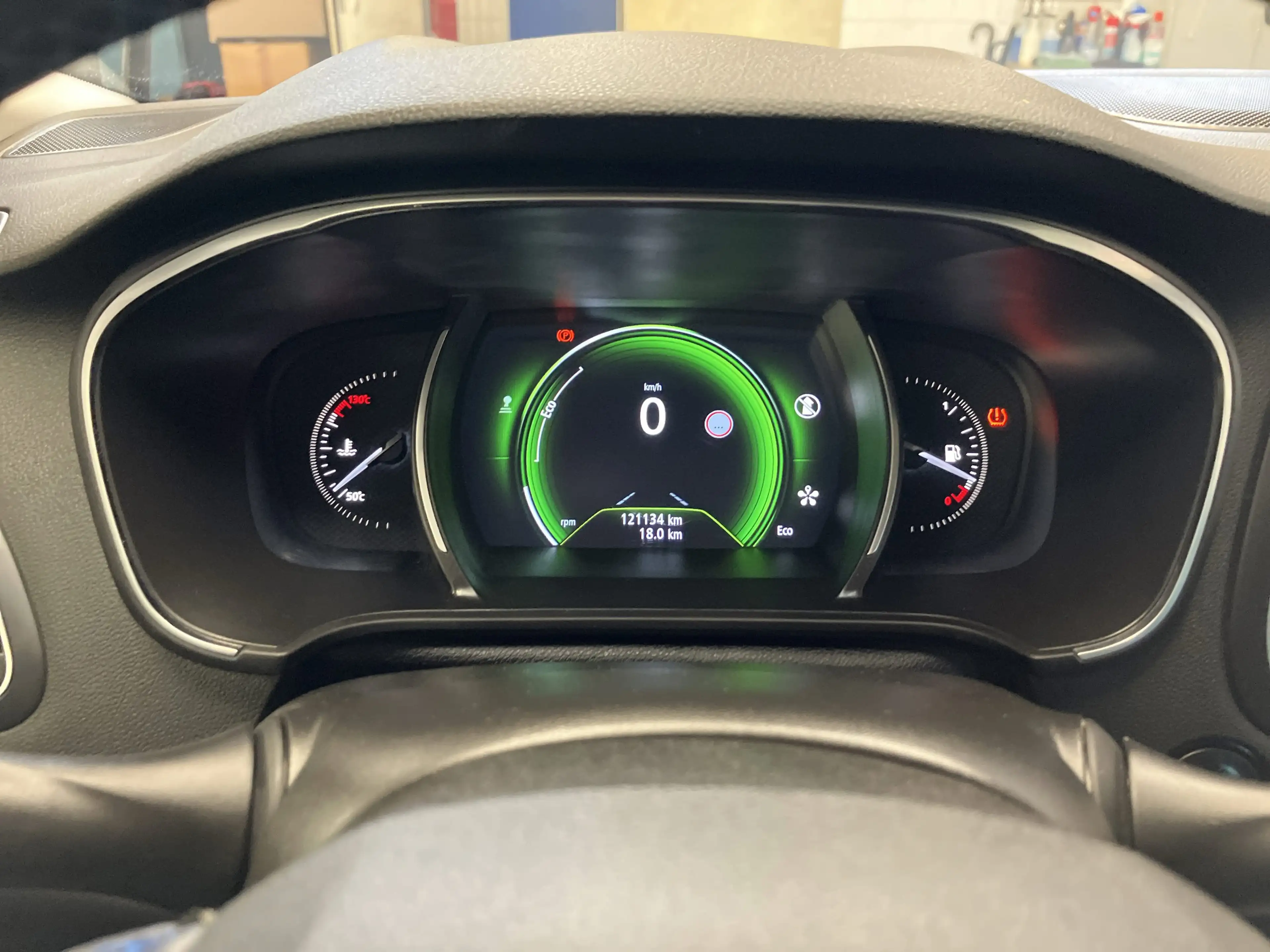 Renault Megane IV Grandtour 1.2 TCe 130 Energy GT-Line — photo 10